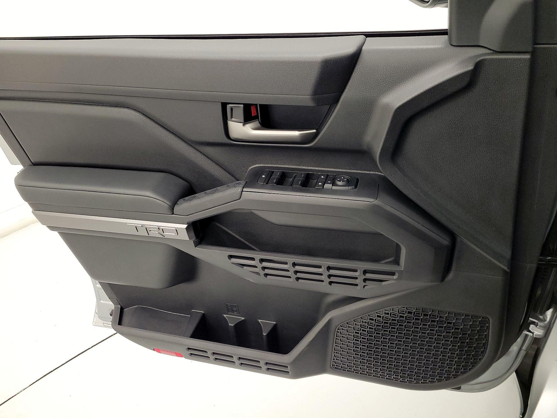 Thumbnail: 2025 Toyota Tacoma - 12