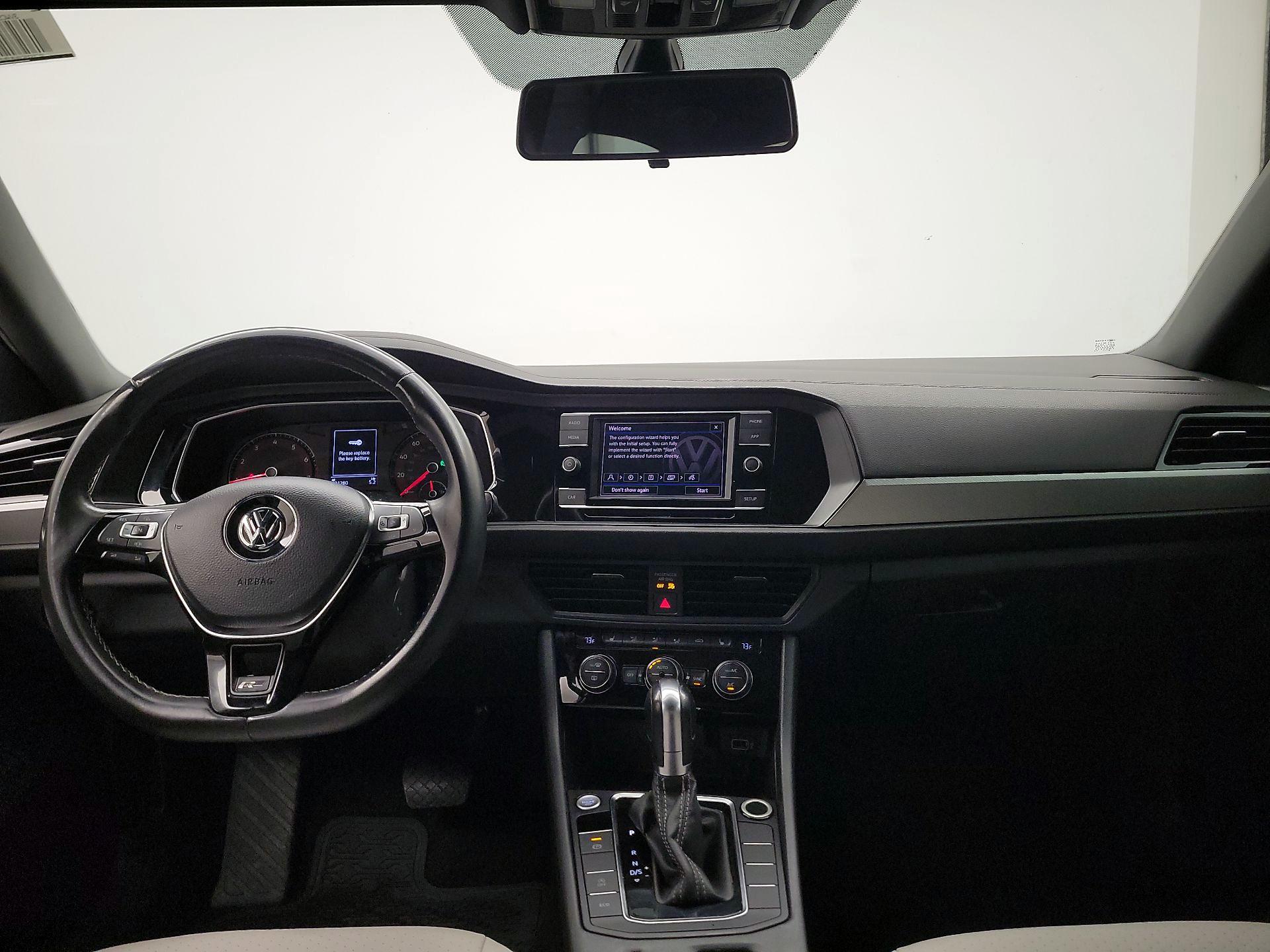 Thumbnail: 2019 Volkswagen Jetta - 9