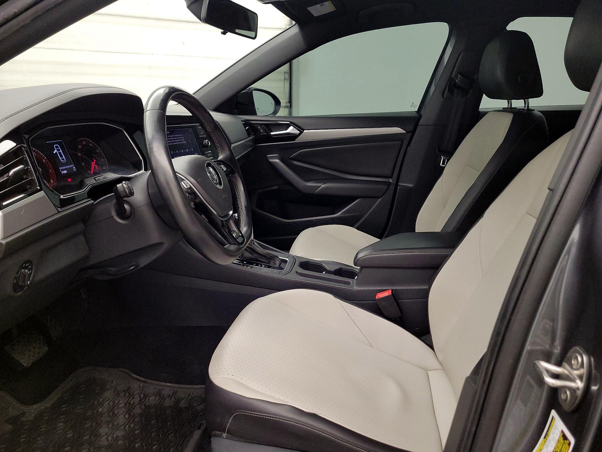 Thumbnail: 2019 Volkswagen Jetta - 11