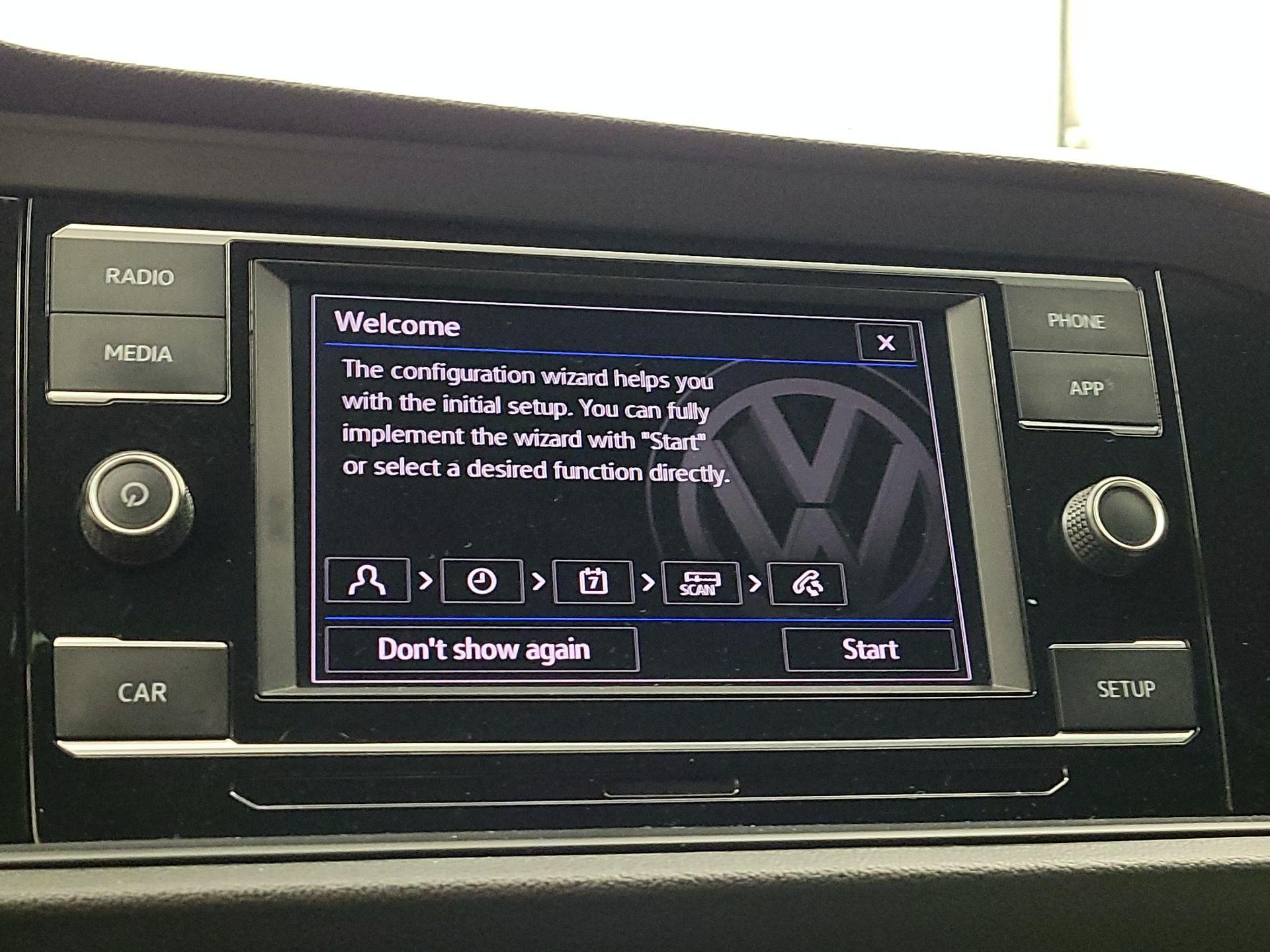 Thumbnail: 2019 Volkswagen Jetta - 15