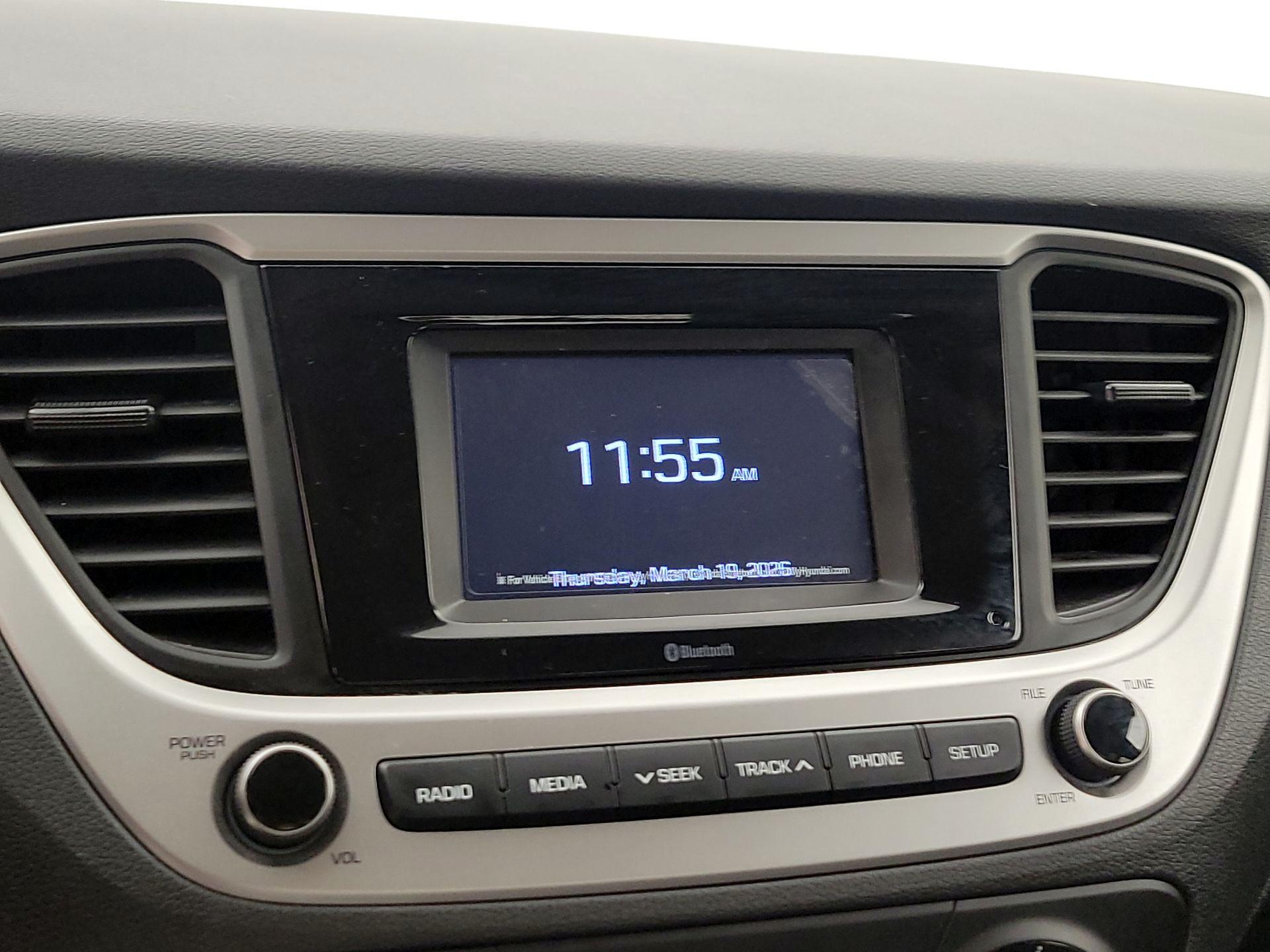 Thumbnail: 2022 Hyundai Accent - 15