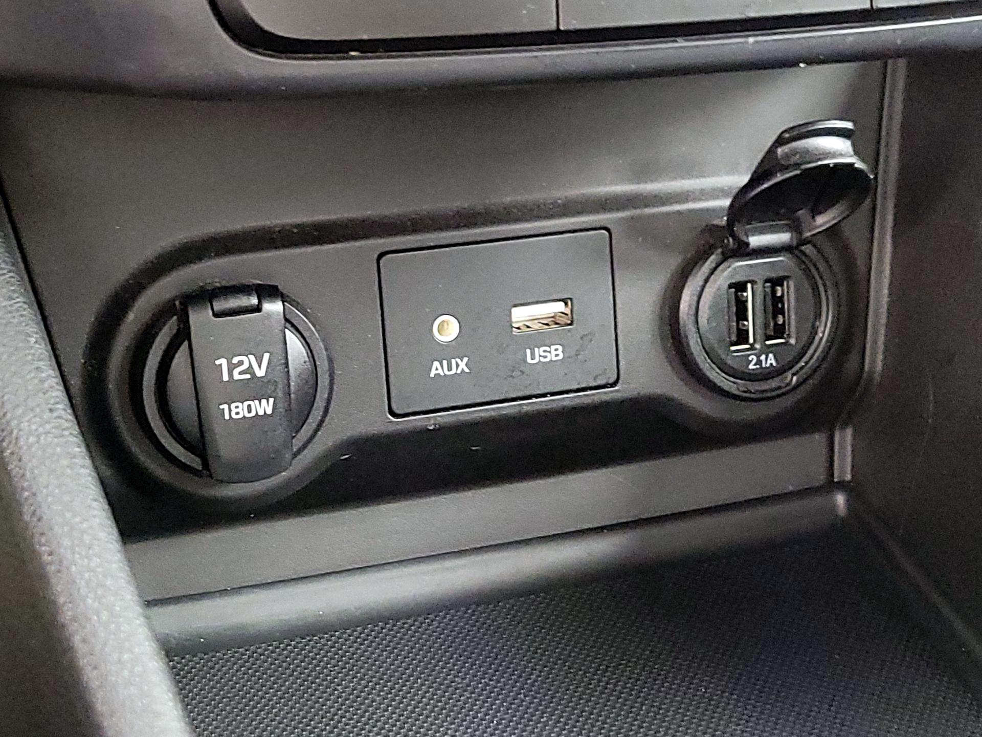 Thumbnail: 2022 Hyundai Accent - 18