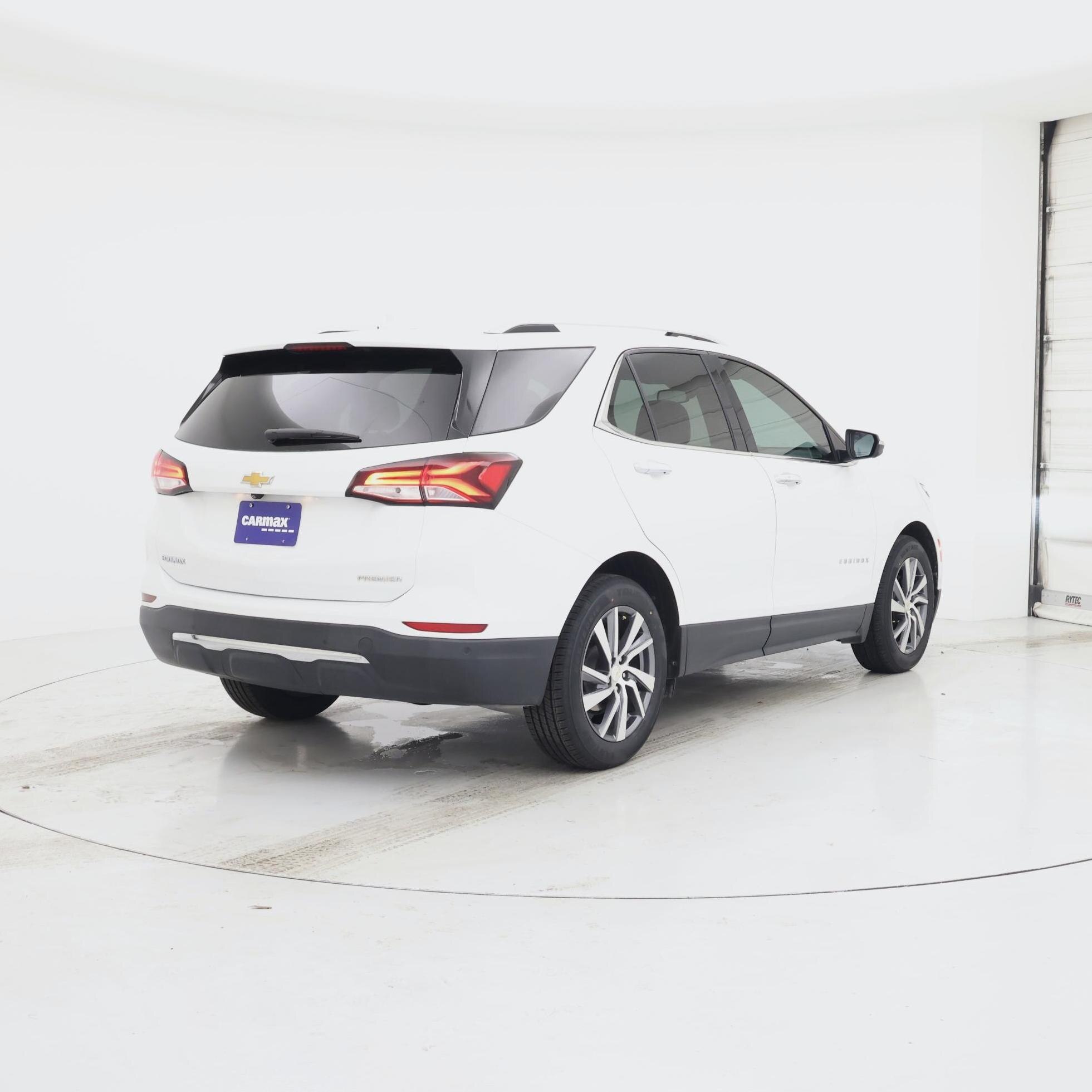 Thumbnail: 2022 Chevrolet Equinox - 8