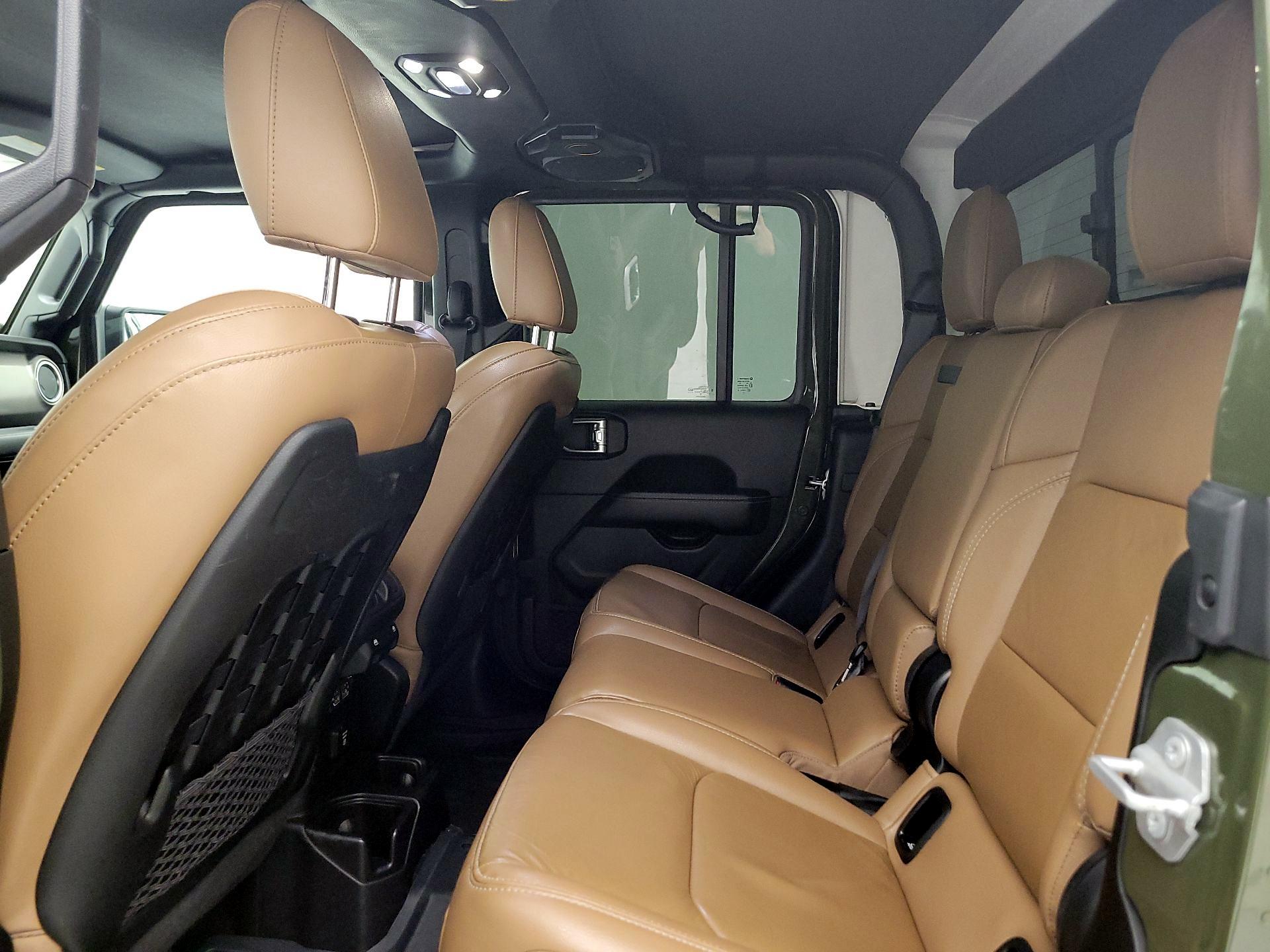 Thumbnail: 2021 Jeep Gladiator - 19