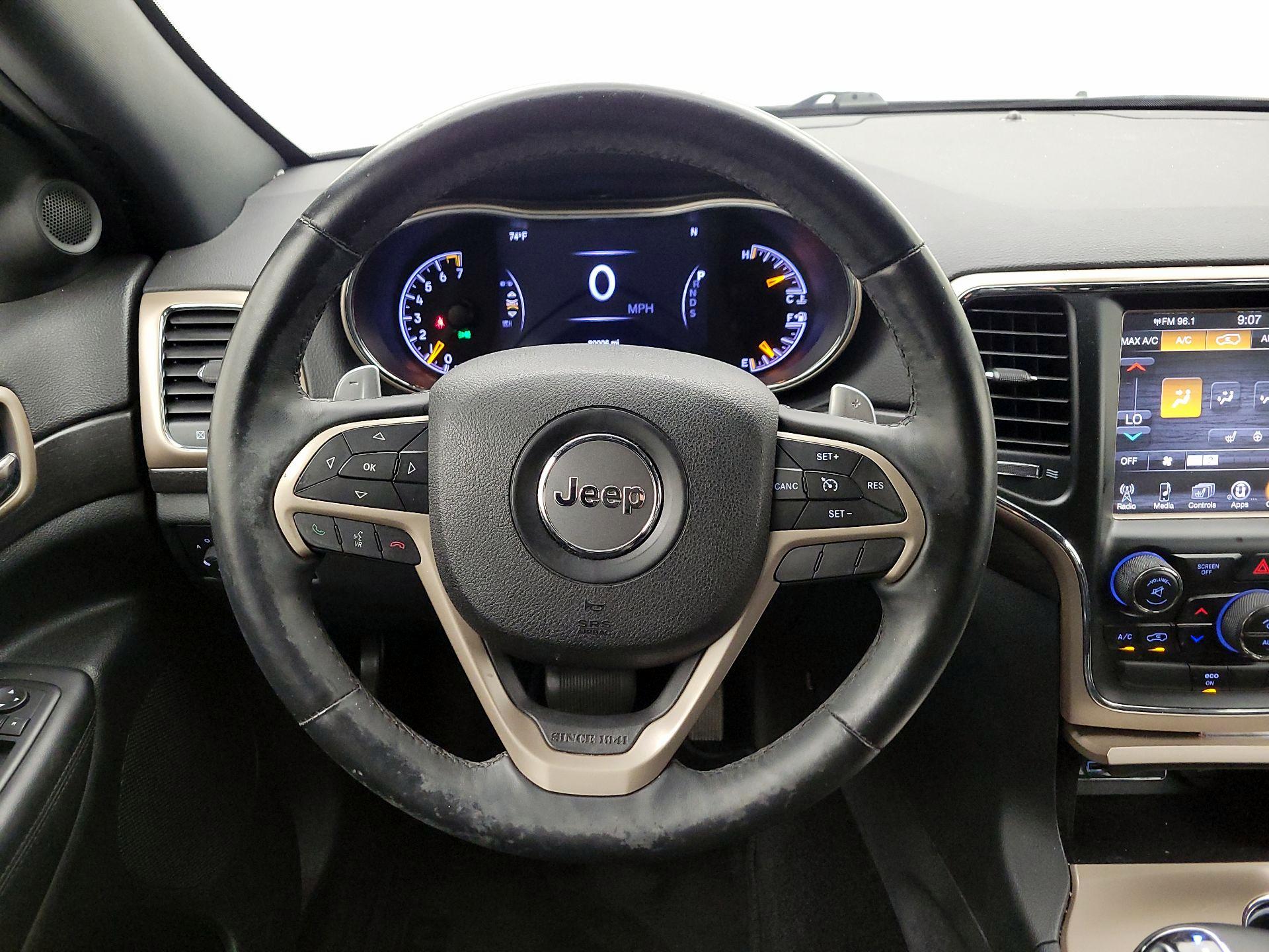 Thumbnail: 2015 Jeep Grand Cherokee - 10