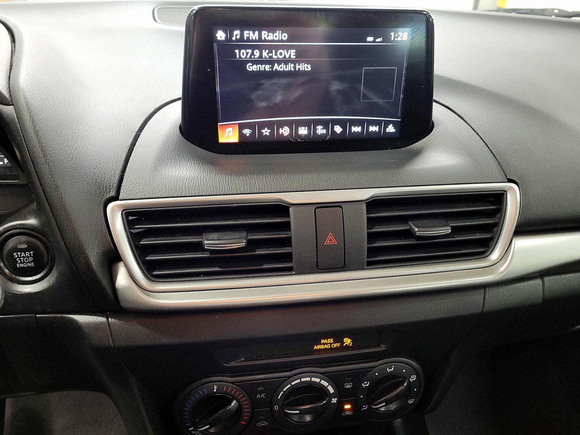 Thumbnail: 2018 Mazda Mazda3 - 14