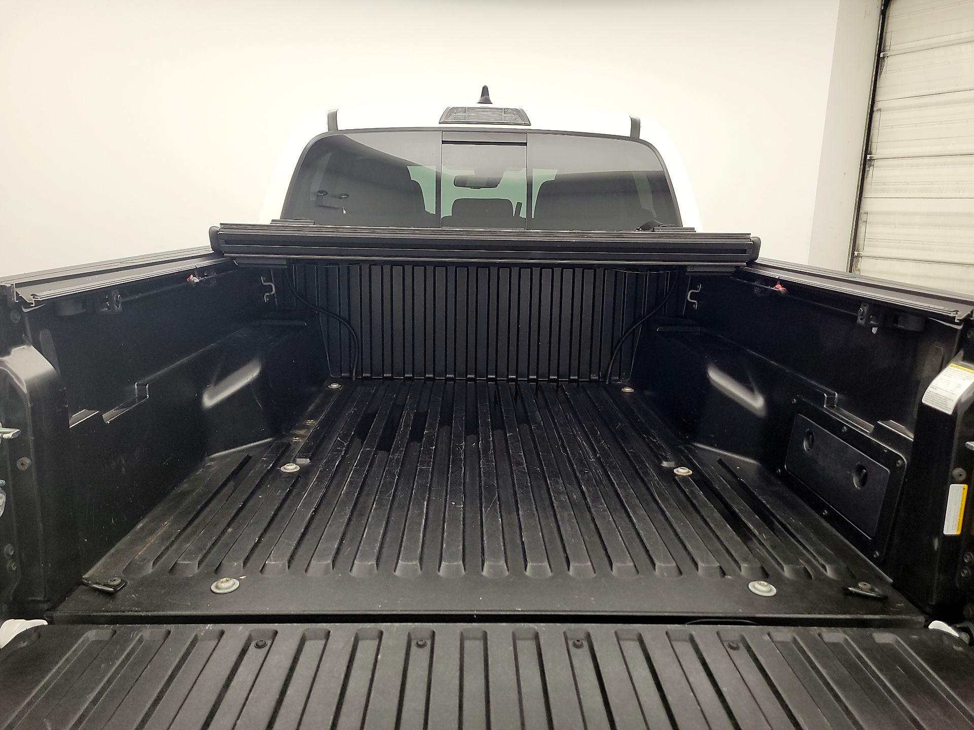 Thumbnail: 2023 Toyota Tacoma - 20