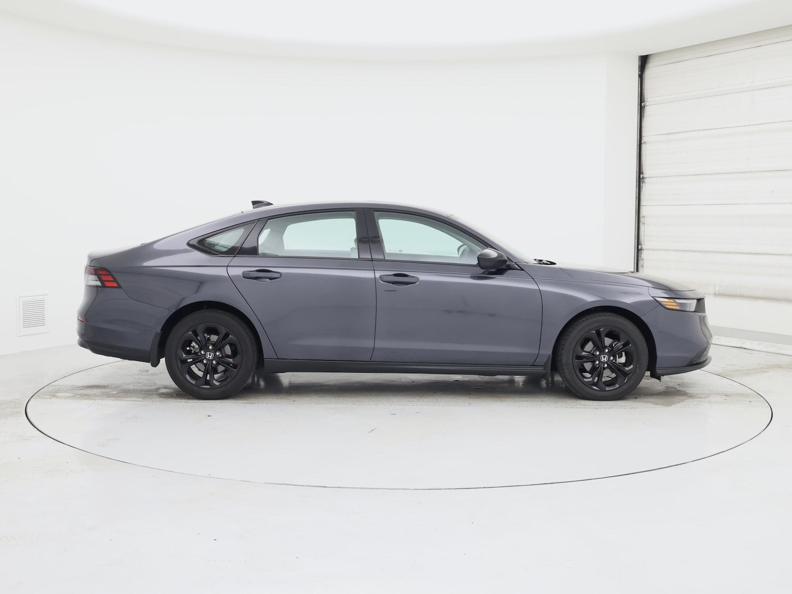 2025 Honda Accord SE - Photo 8