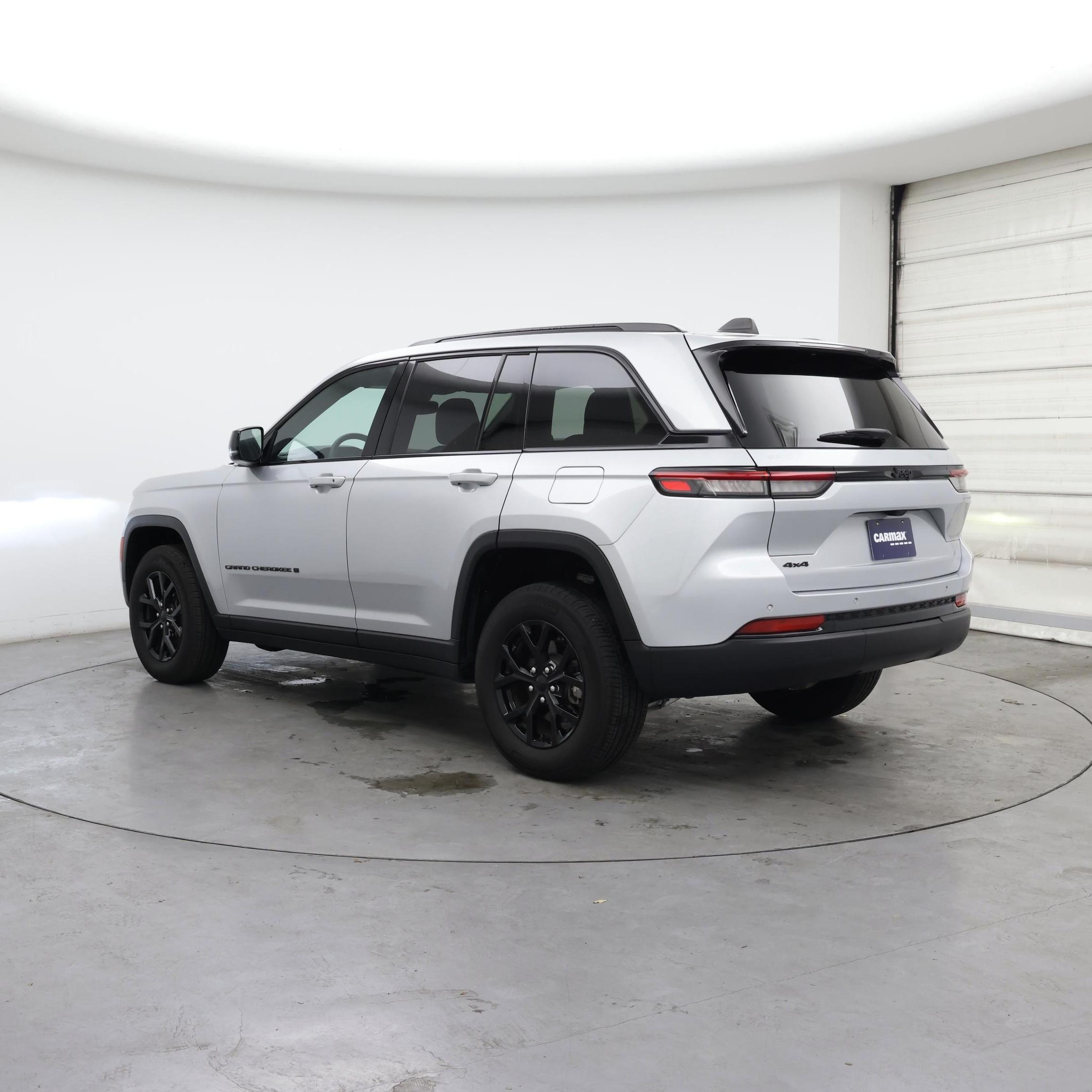 Thumbnail: 2024 Jeep Grand Cherokee - 2