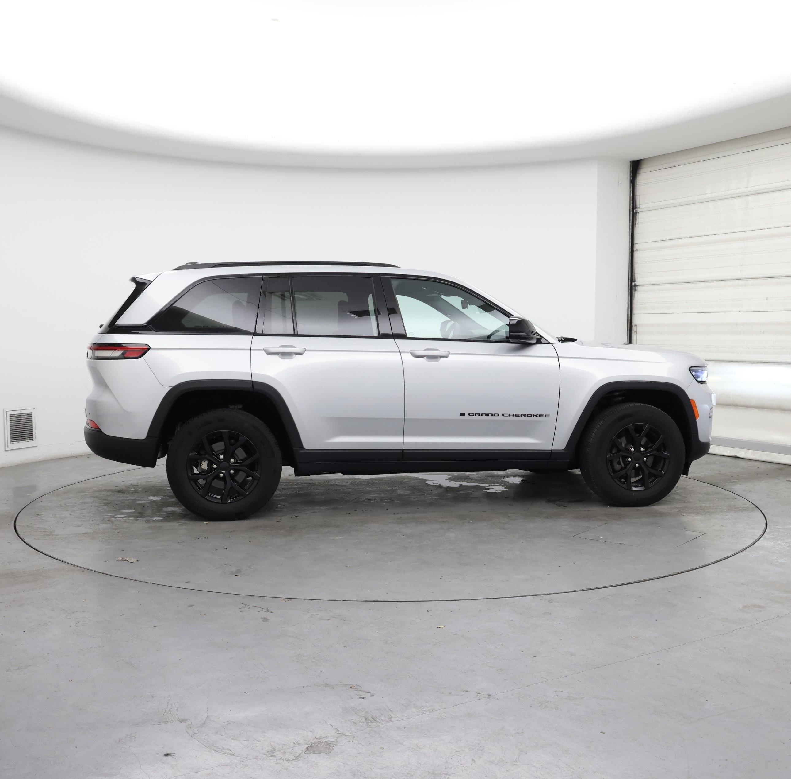 Thumbnail: 2024 Jeep Grand Cherokee - 7