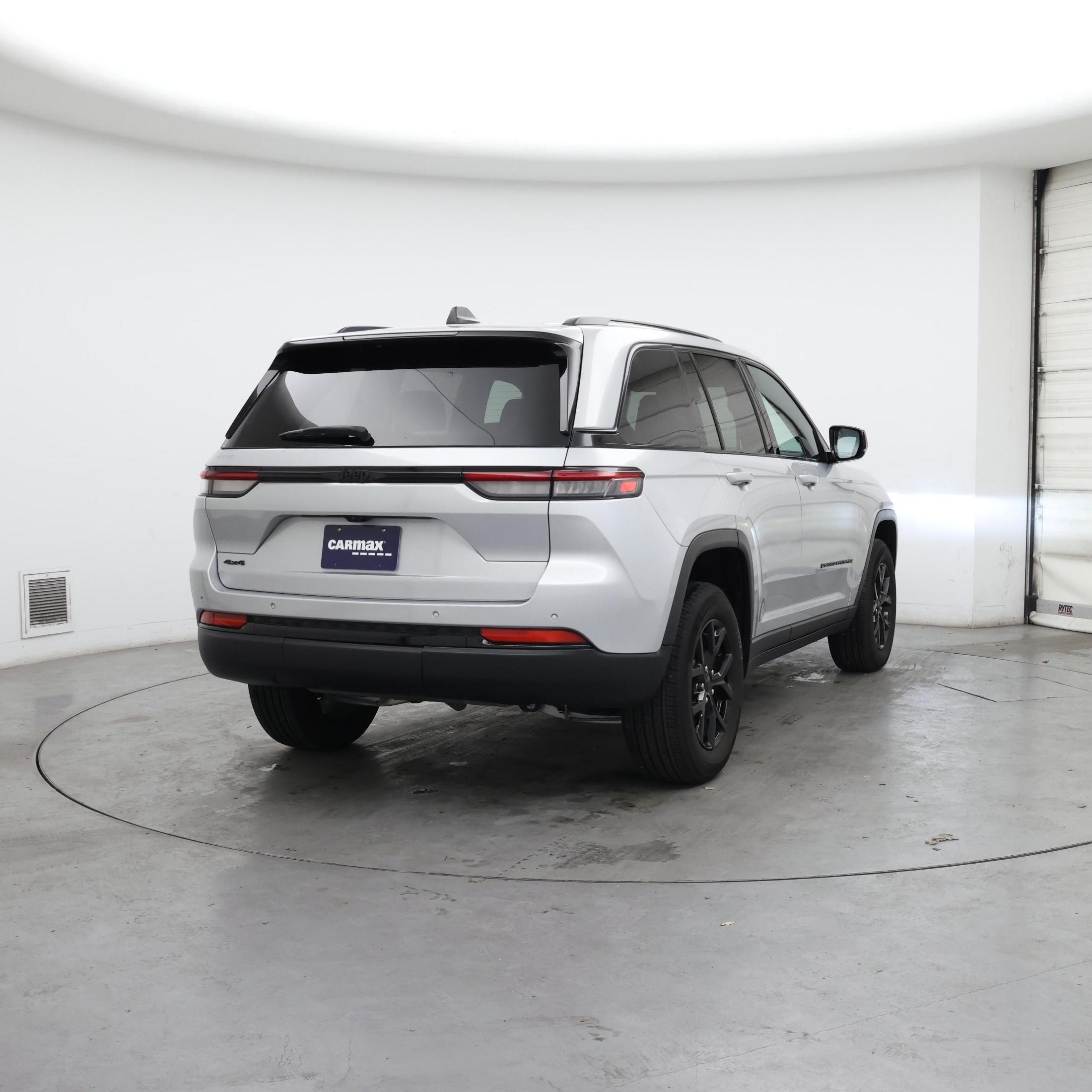 Thumbnail: 2024 Jeep Grand Cherokee - 8