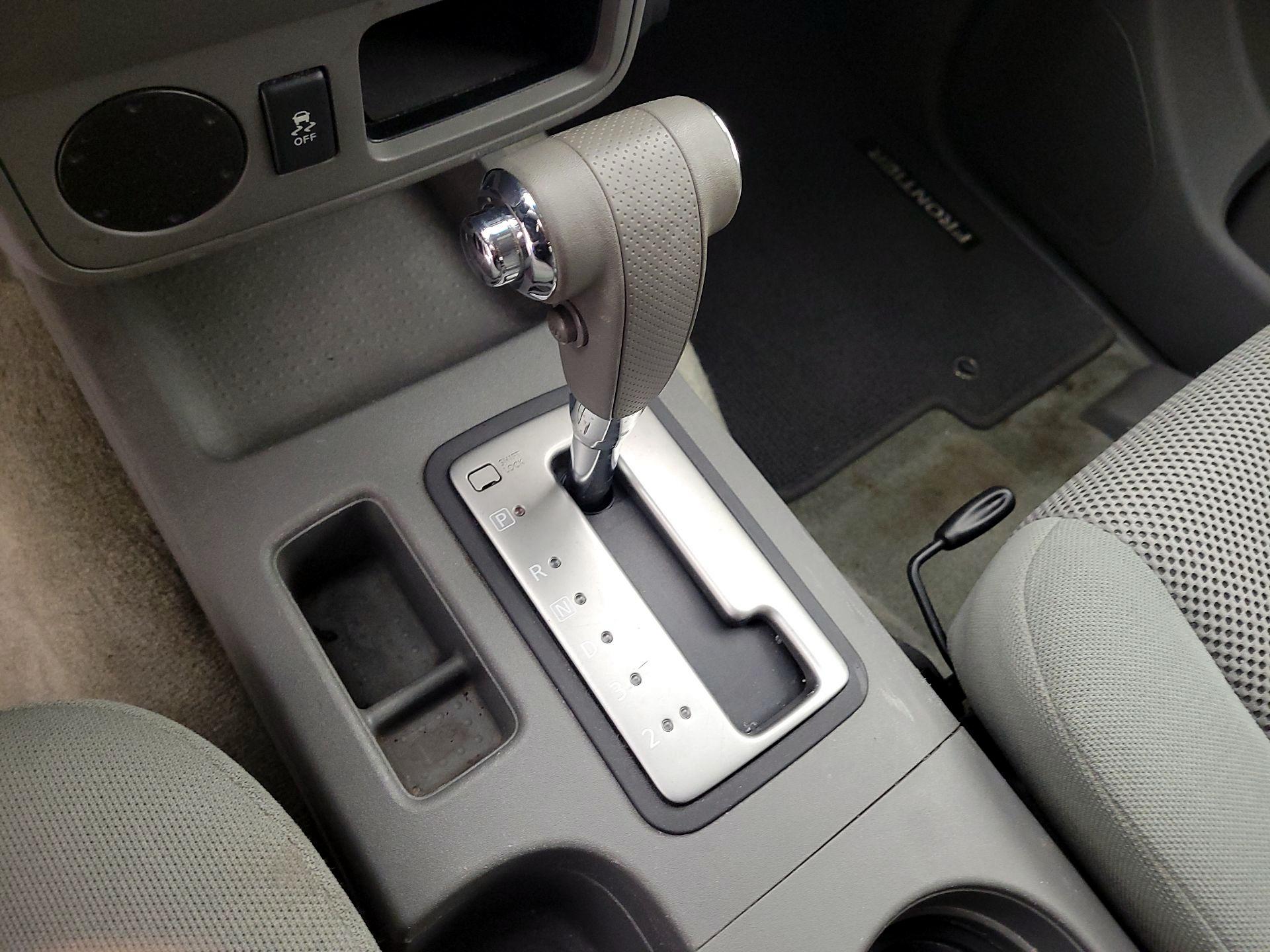 Thumbnail: 2017 Nissan Frontier - 16