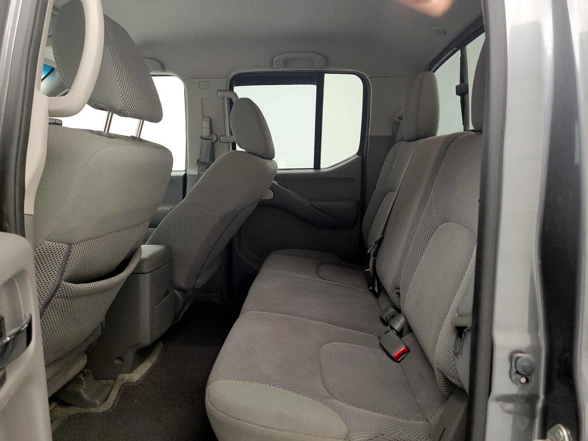 Thumbnail: 2017 Nissan Frontier - 18