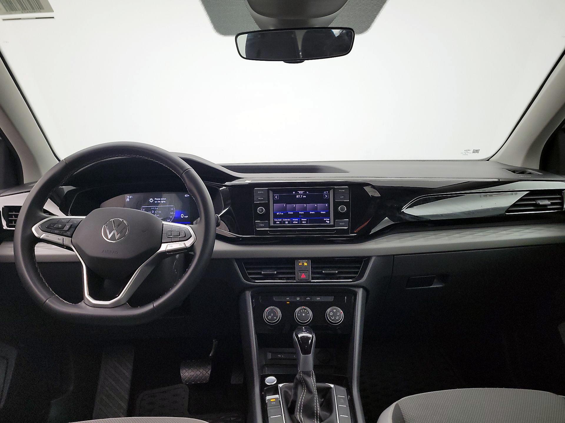 Thumbnail: 2024 Volkswagen Taos - 9