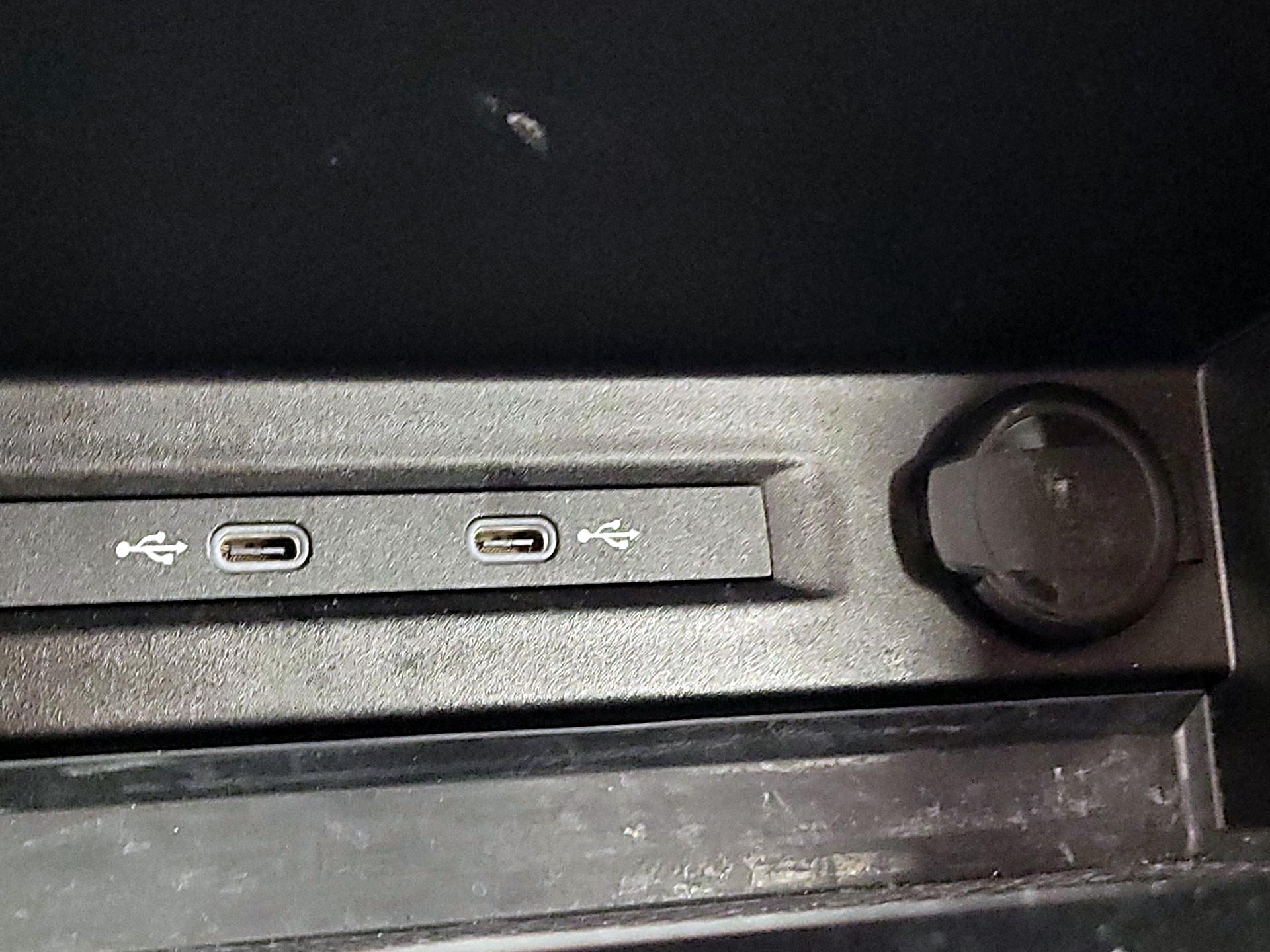 Thumbnail: 2024 Volkswagen Taos - 18