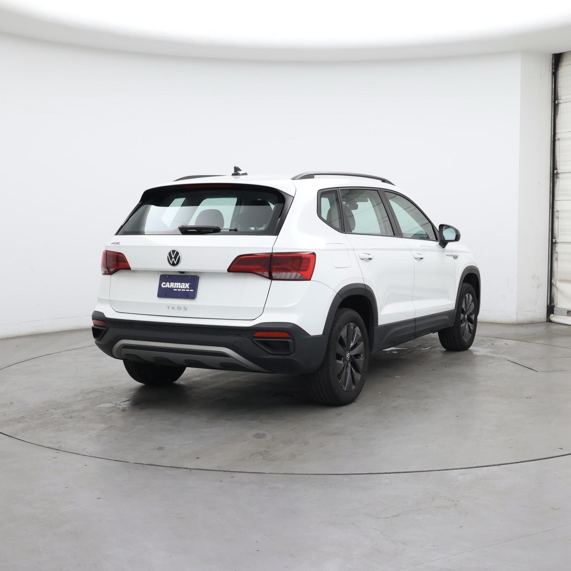 Thumbnail: 2024 Volkswagen Taos - 8