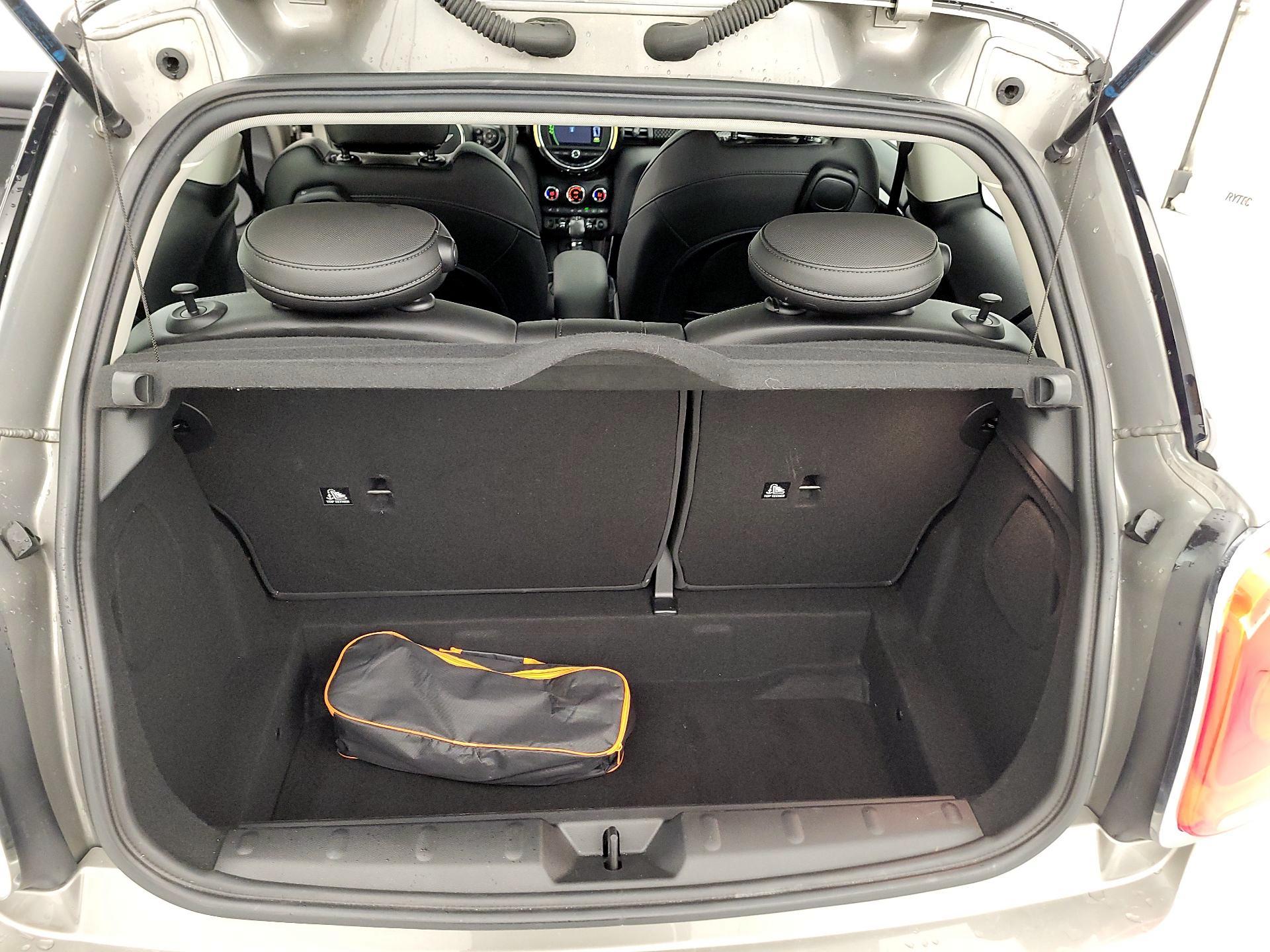 Thumbnail: 2017 MINI Cooper Hardtop - 20