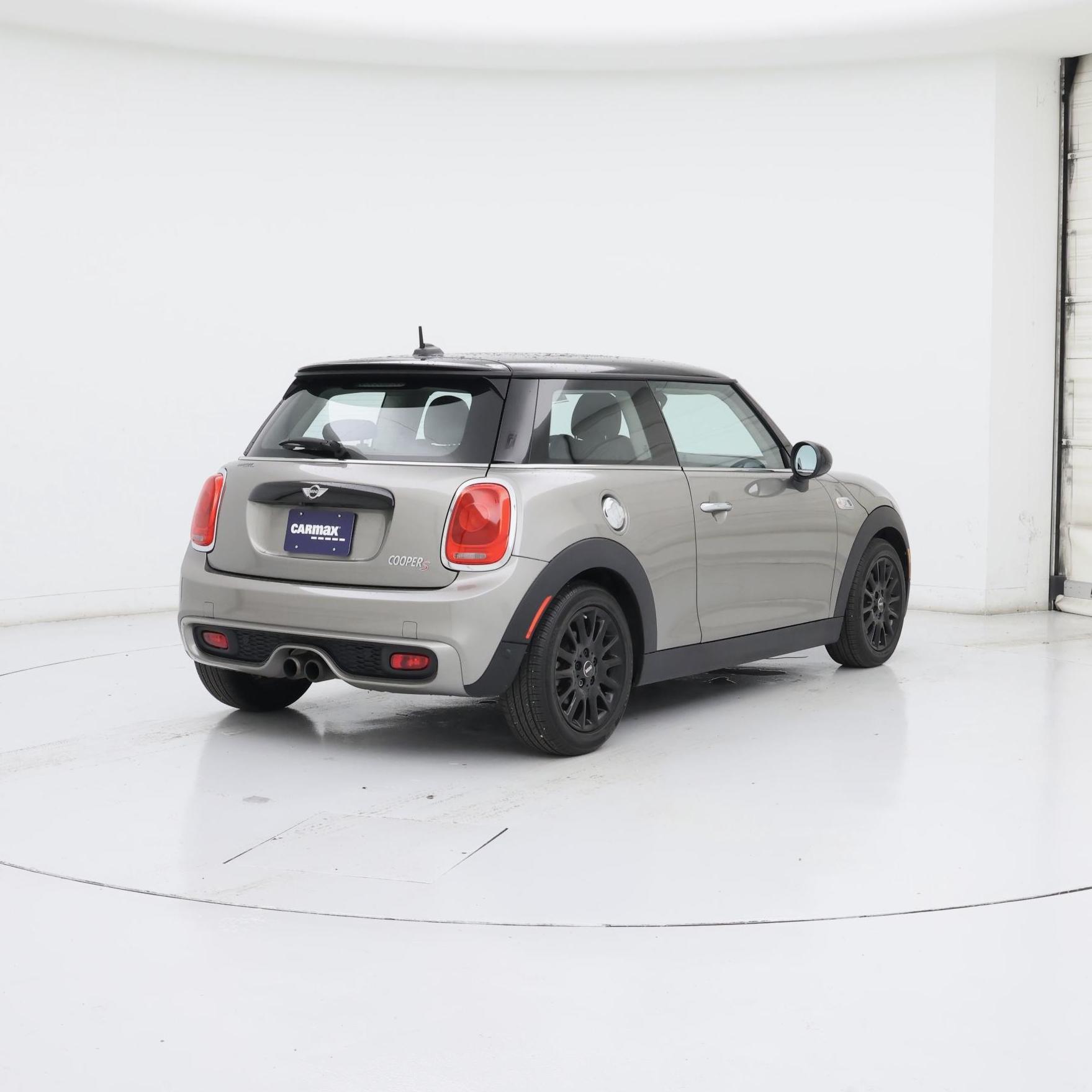 Thumbnail: 2017 MINI Cooper Hardtop - 8