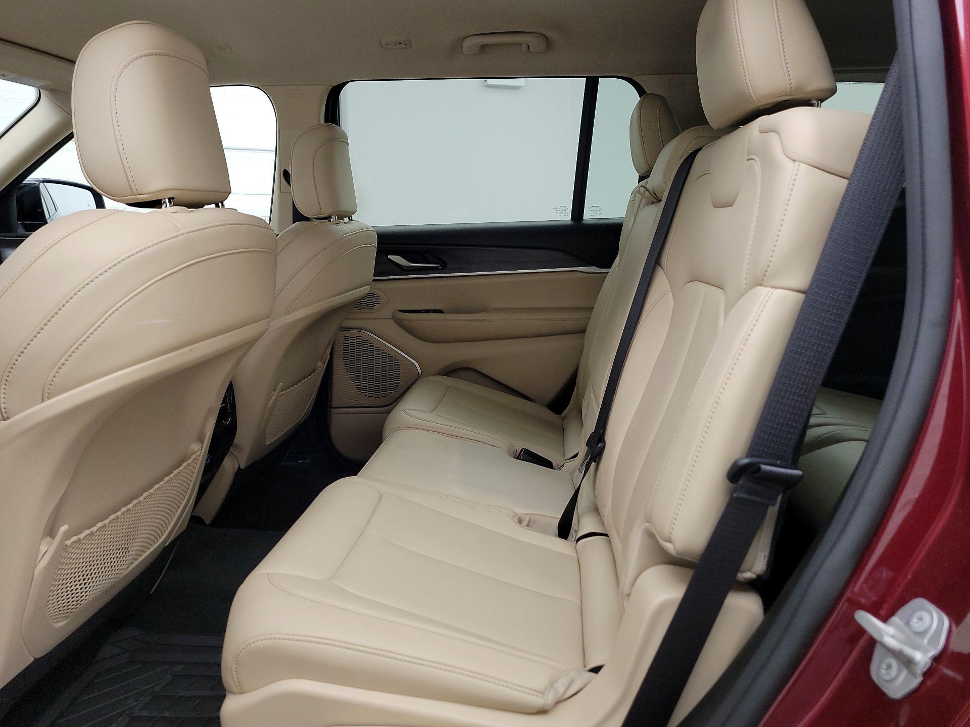 Thumbnail: 2022 Jeep Grand Cherokee L - 19