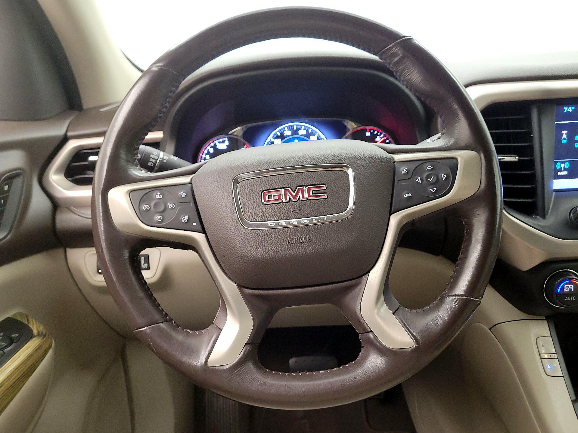 Thumbnail: 2019 GMC Acadia - 10