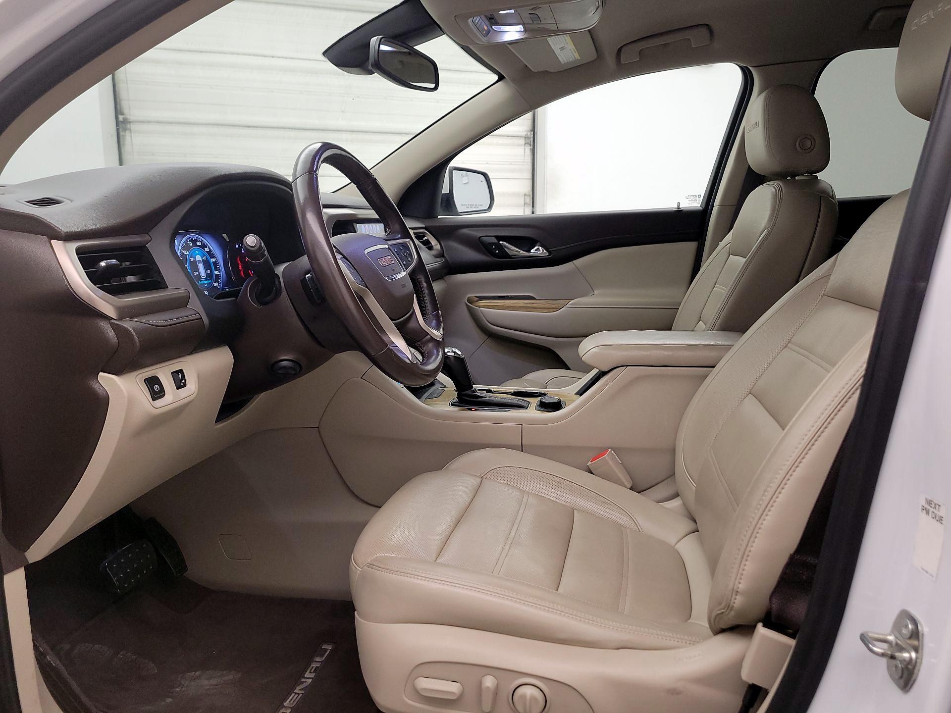 Thumbnail: 2019 GMC Acadia - 11