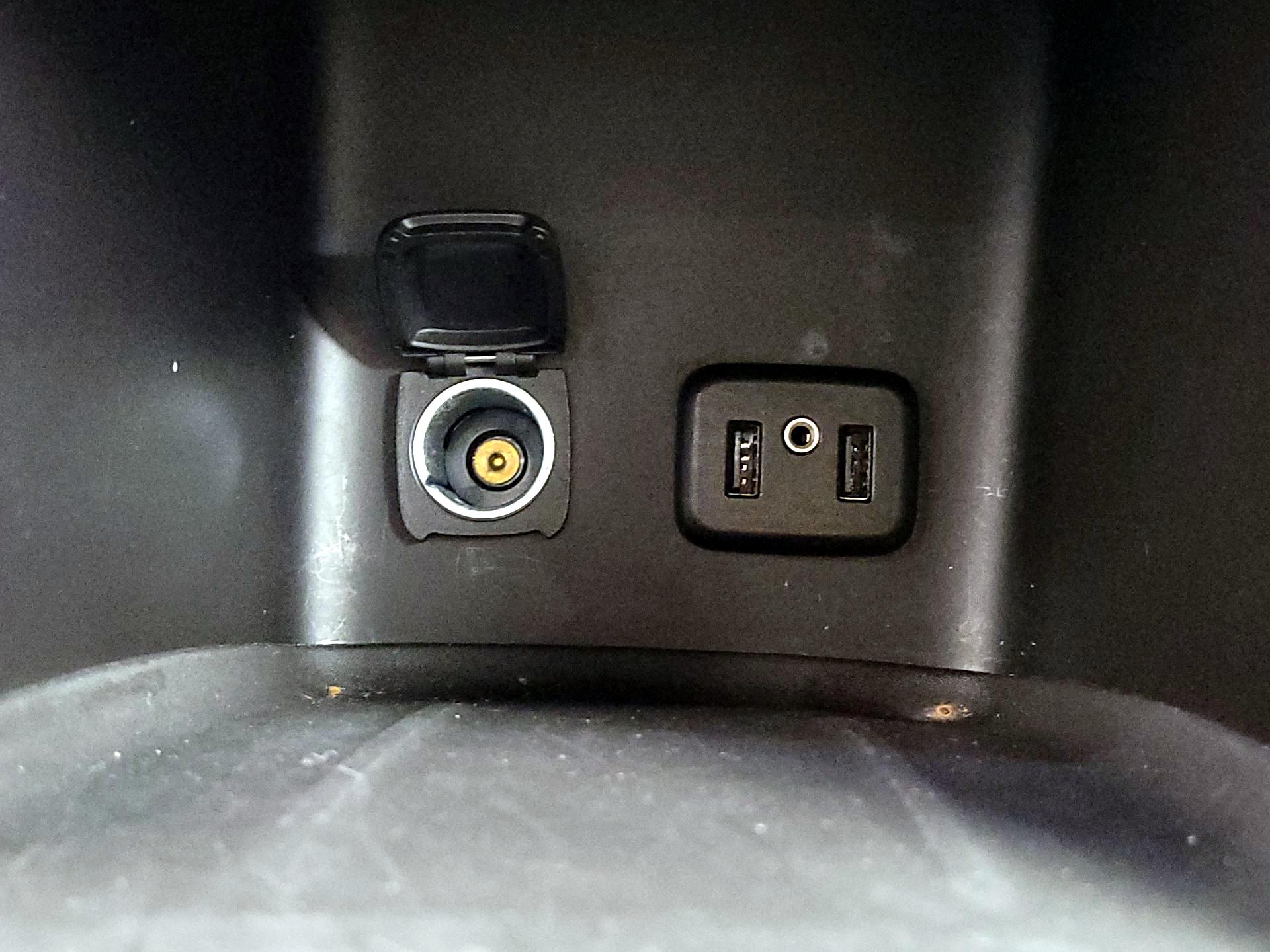 Thumbnail: 2019 GMC Acadia - 18