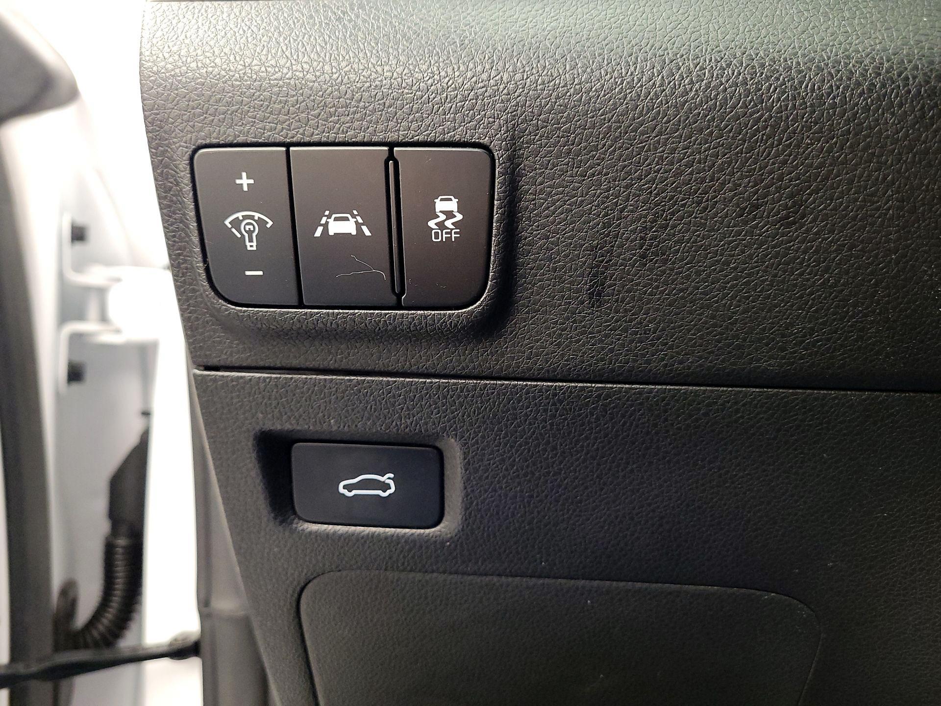 Thumbnail: 2024 Kia K5 - 13