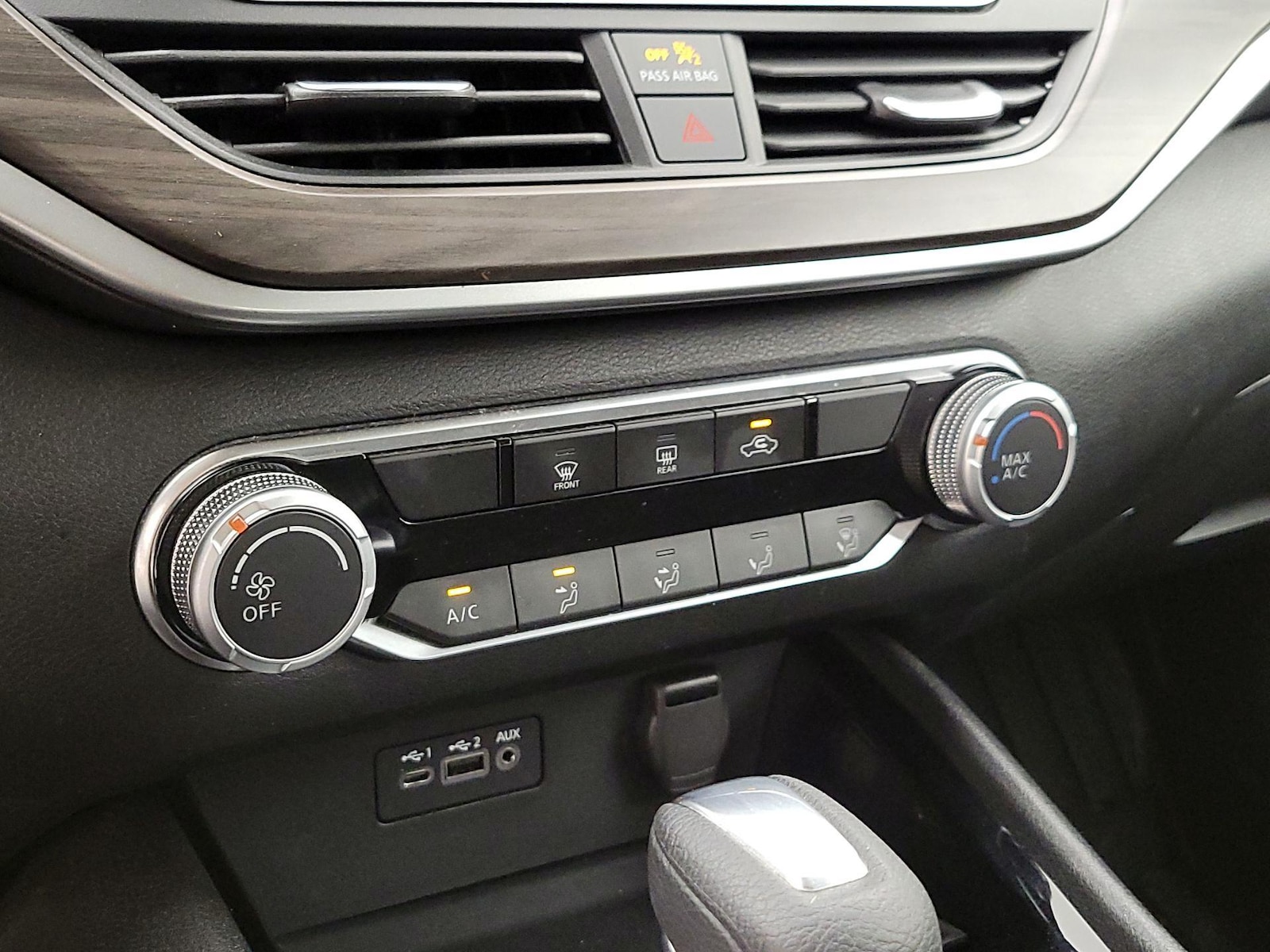 2024 Nissan Altima SV - Photo 17