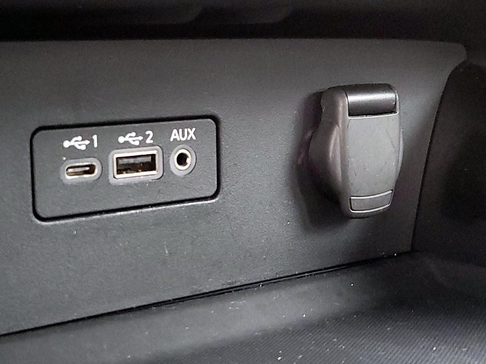 2024 Nissan Altima SV - Photo 19