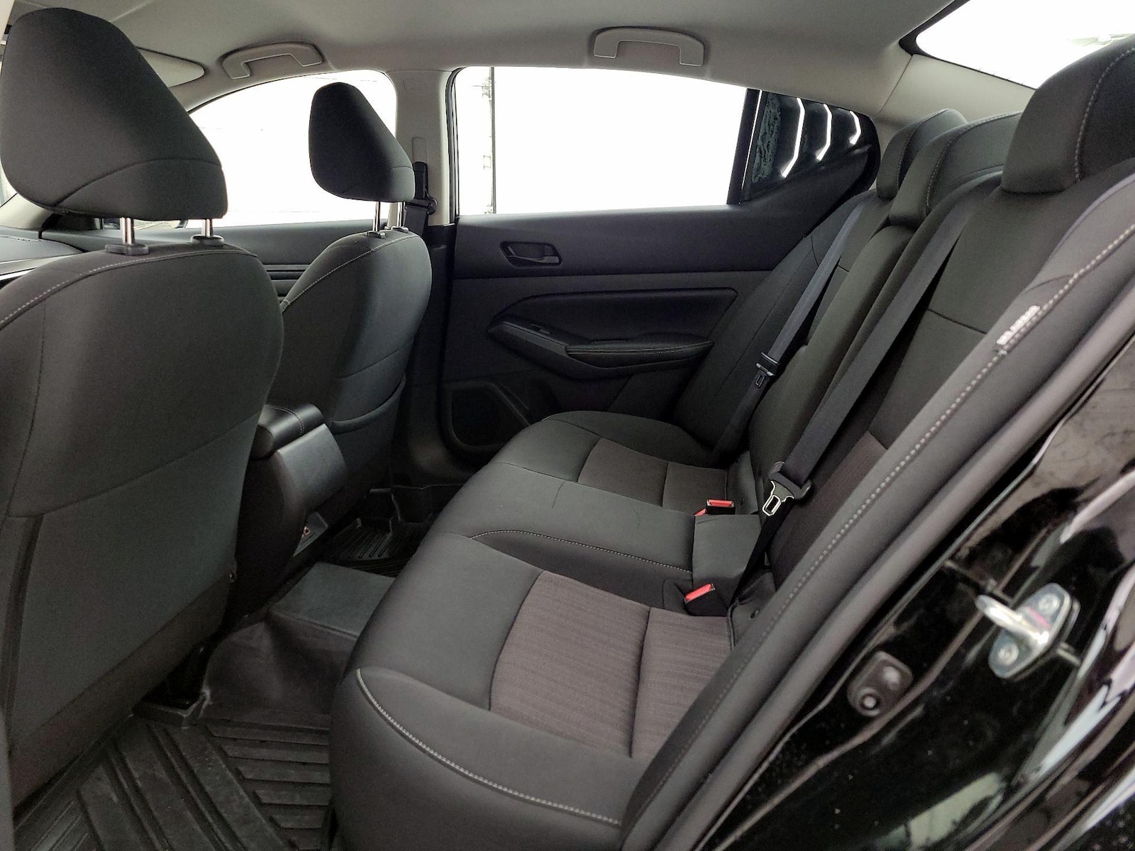 2024 Nissan Altima SV - Photo 20