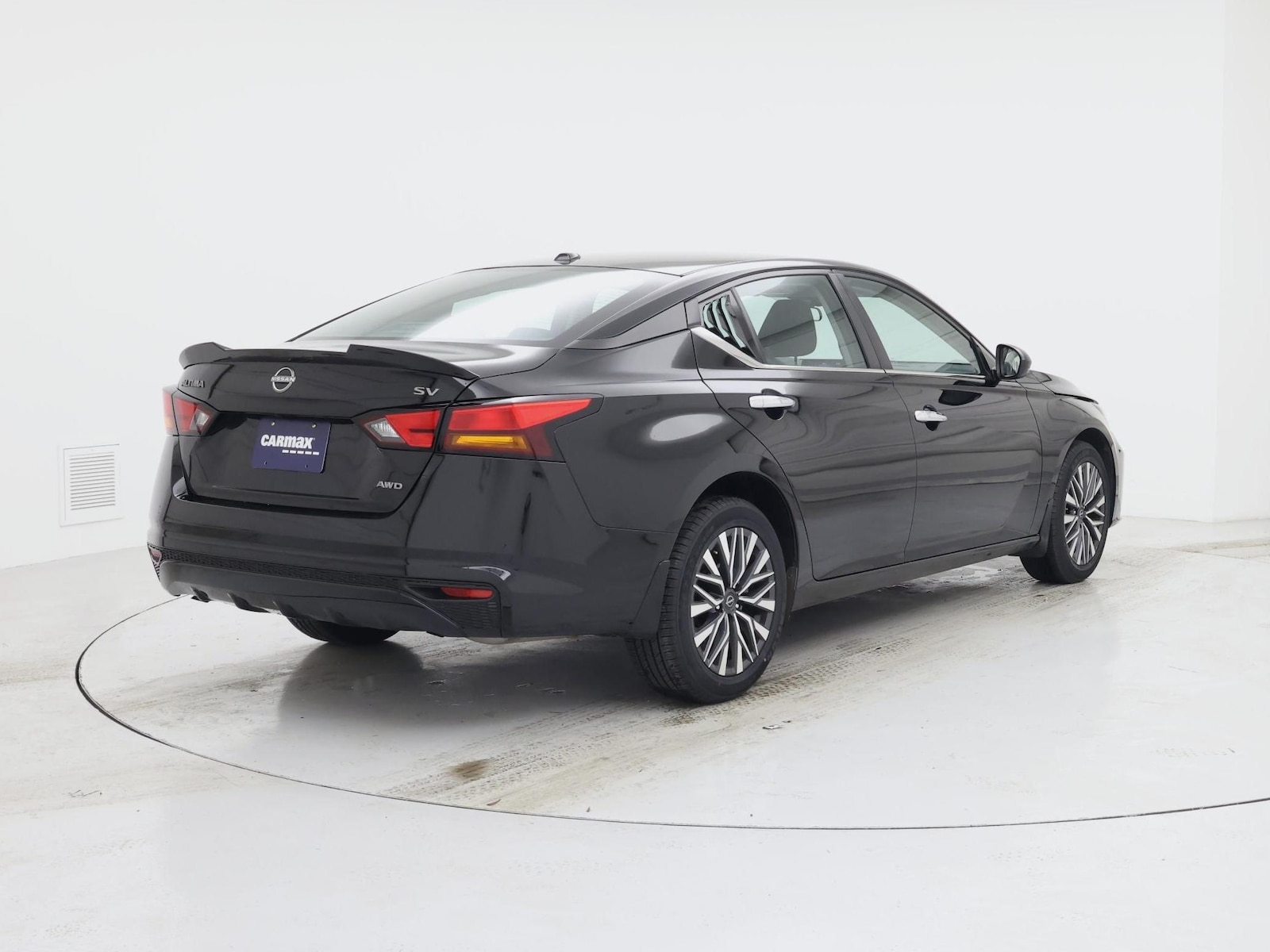 2024 Nissan Altima SV - Photo 9