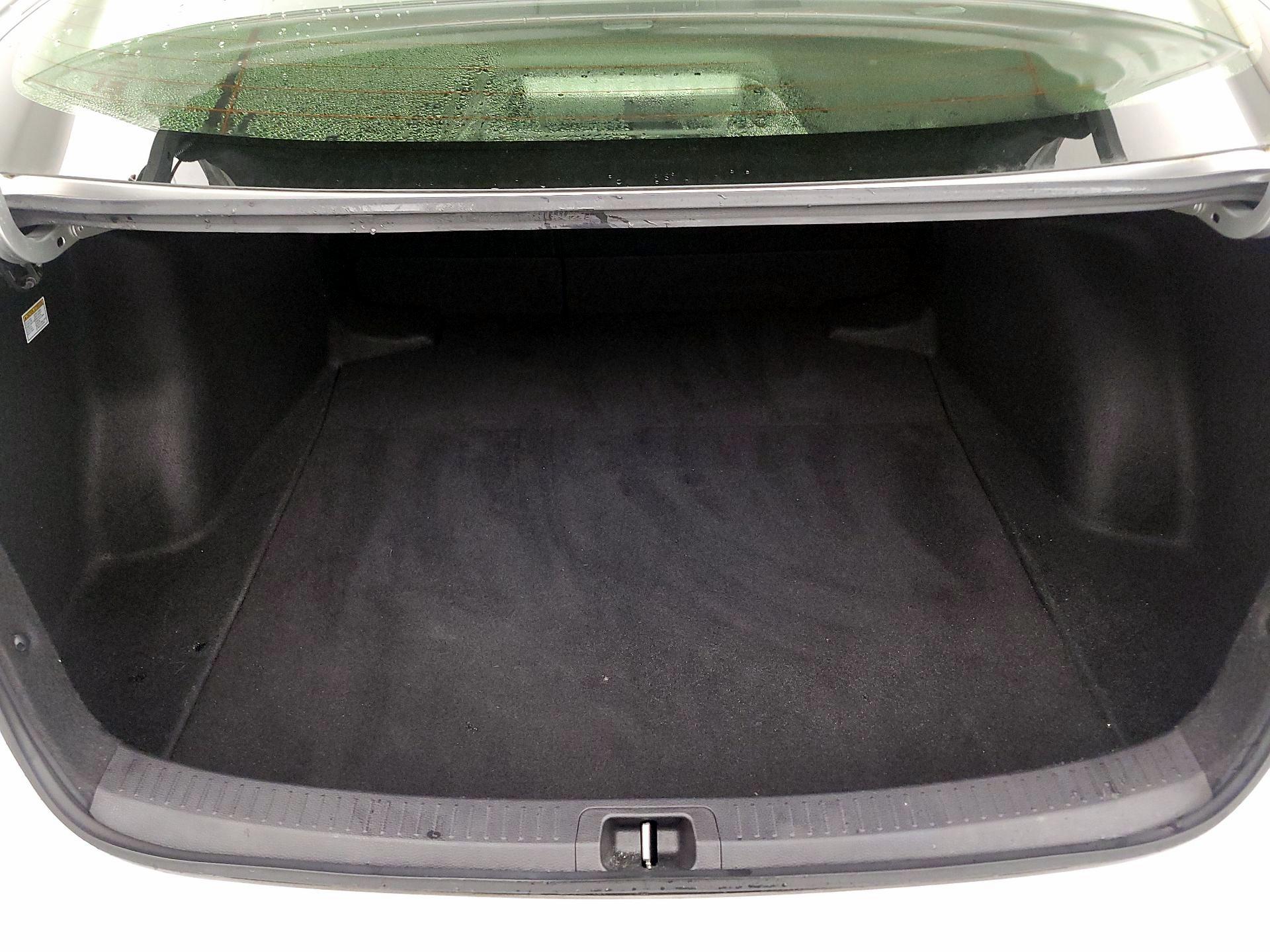 Thumbnail: 2022 Toyota Corolla - 19