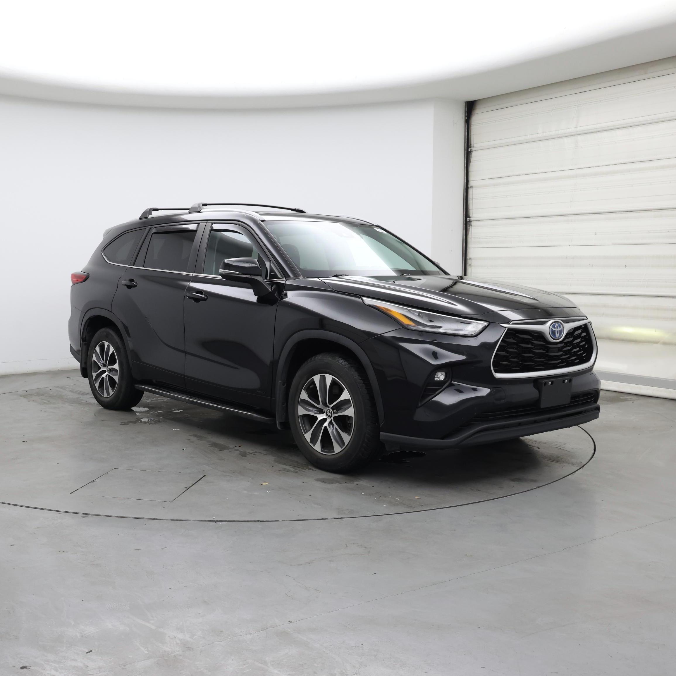 Black 2023 Toyota Highlander Hybrid XLE AWD SUV / Crossover All-Wheel Drive Automatic