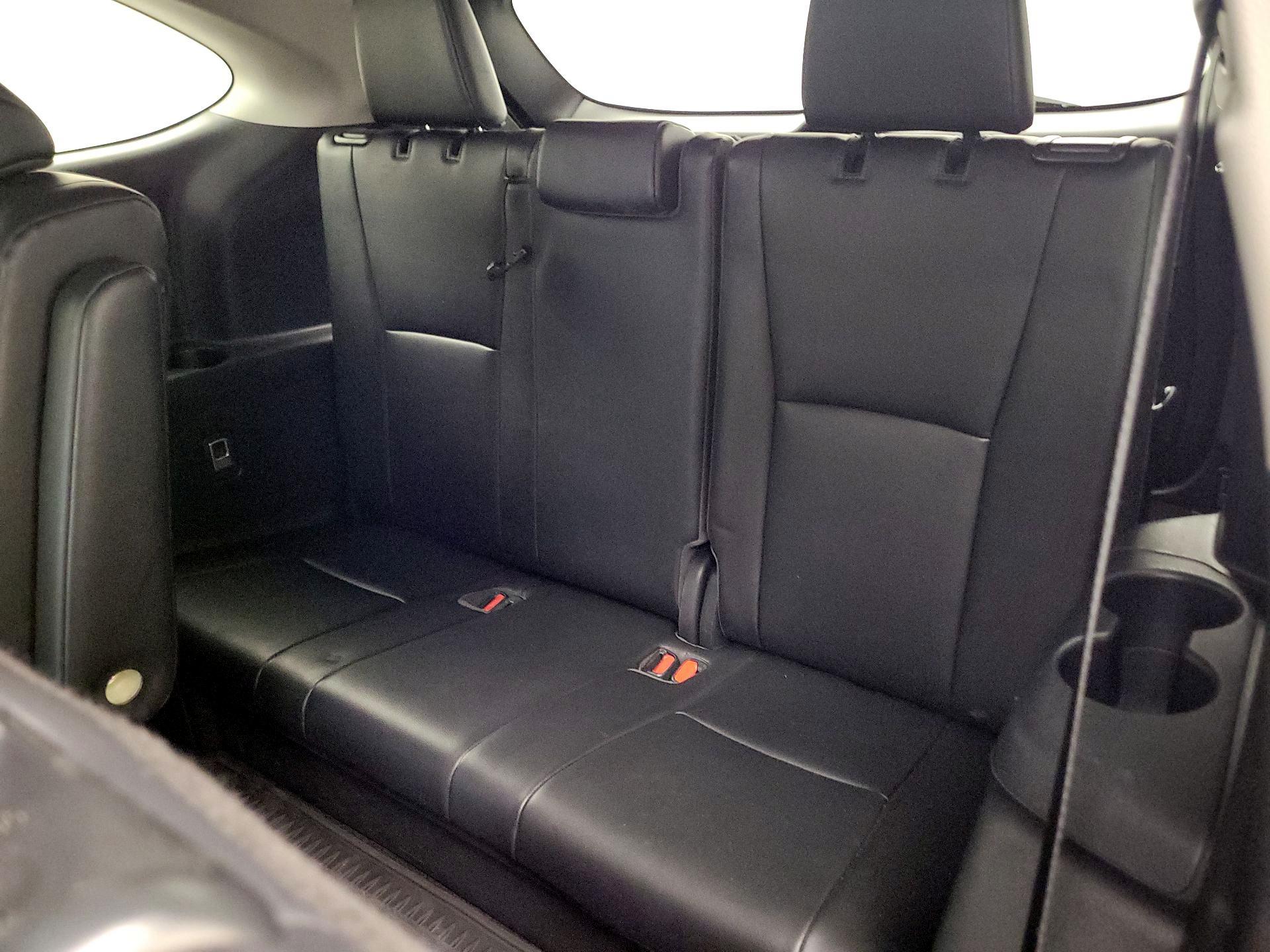 Thumbnail: 2023 Toyota Highlander - 20