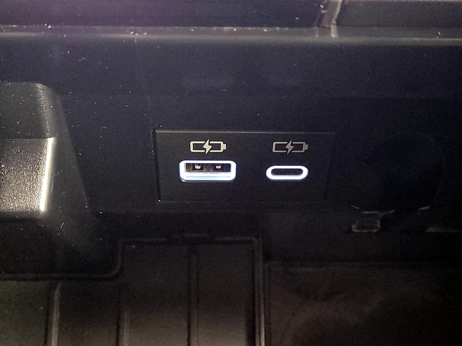 Thumbnail: 2025 Toyota Tundra - 18