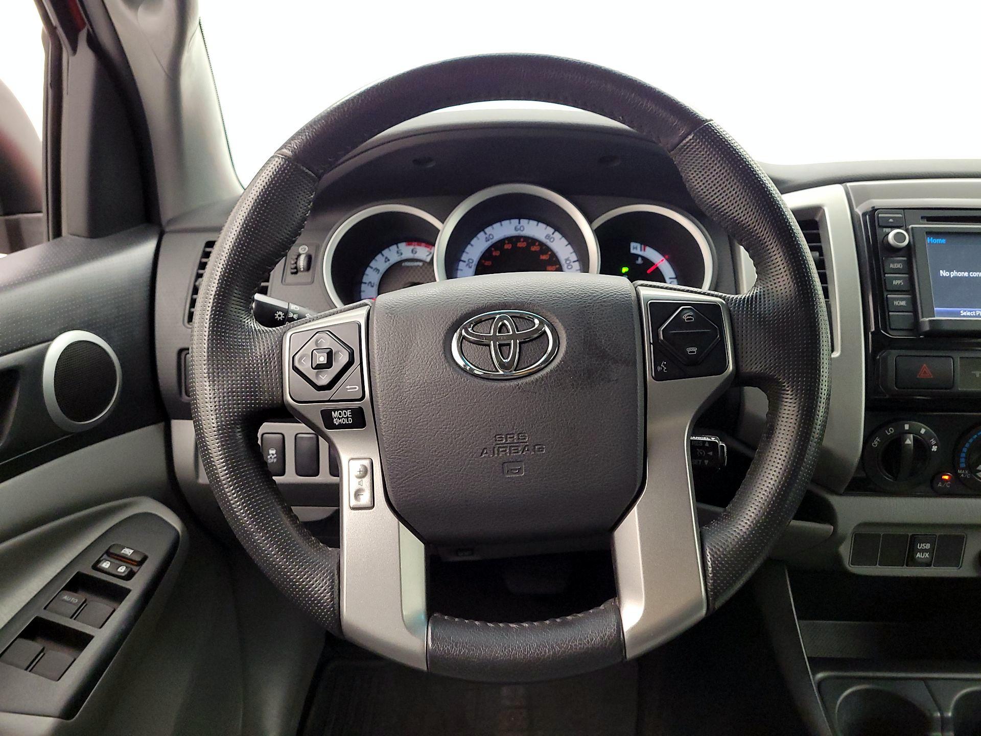 Thumbnail: 2015 Toyota Tacoma - 10