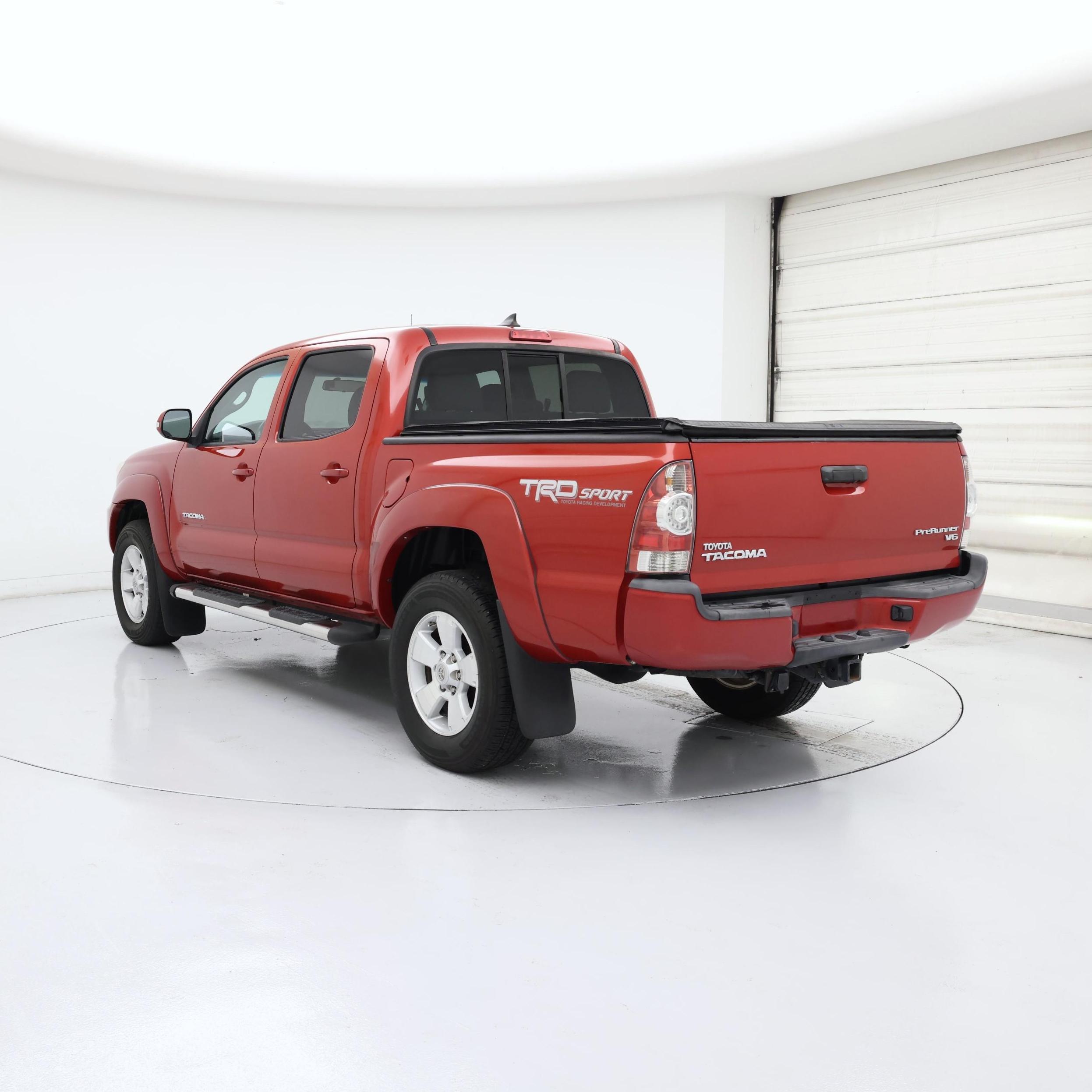 Thumbnail: 2015 Toyota Tacoma - 2