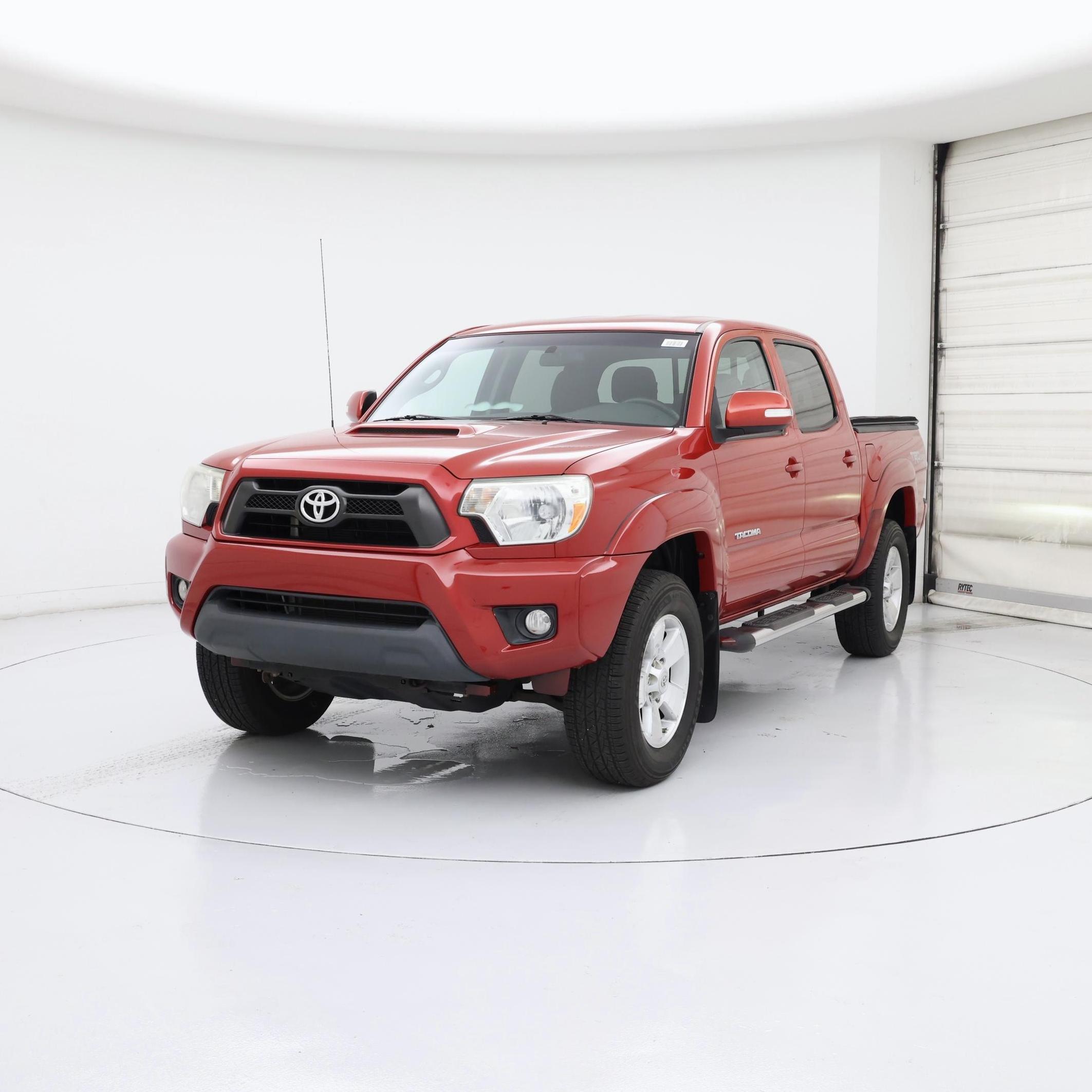 Thumbnail: 2015 Toyota Tacoma - 4