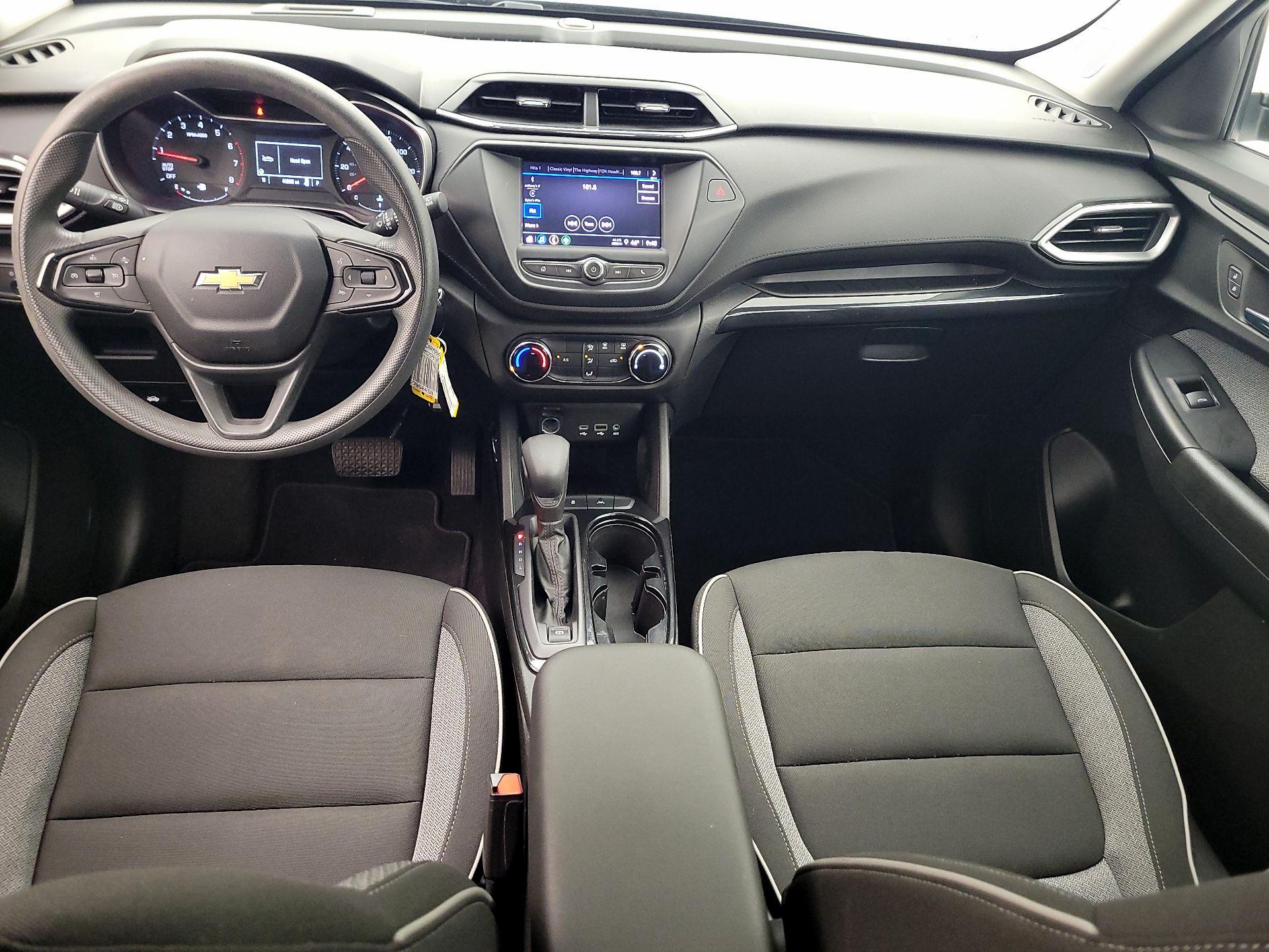 Thumbnail: 2023 Chevrolet TrailBlazer - 9