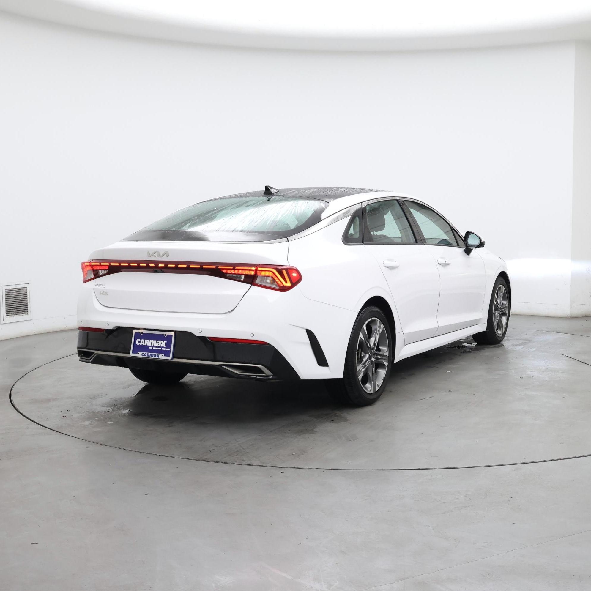 Thumbnail: 2023 Kia K5 - 8