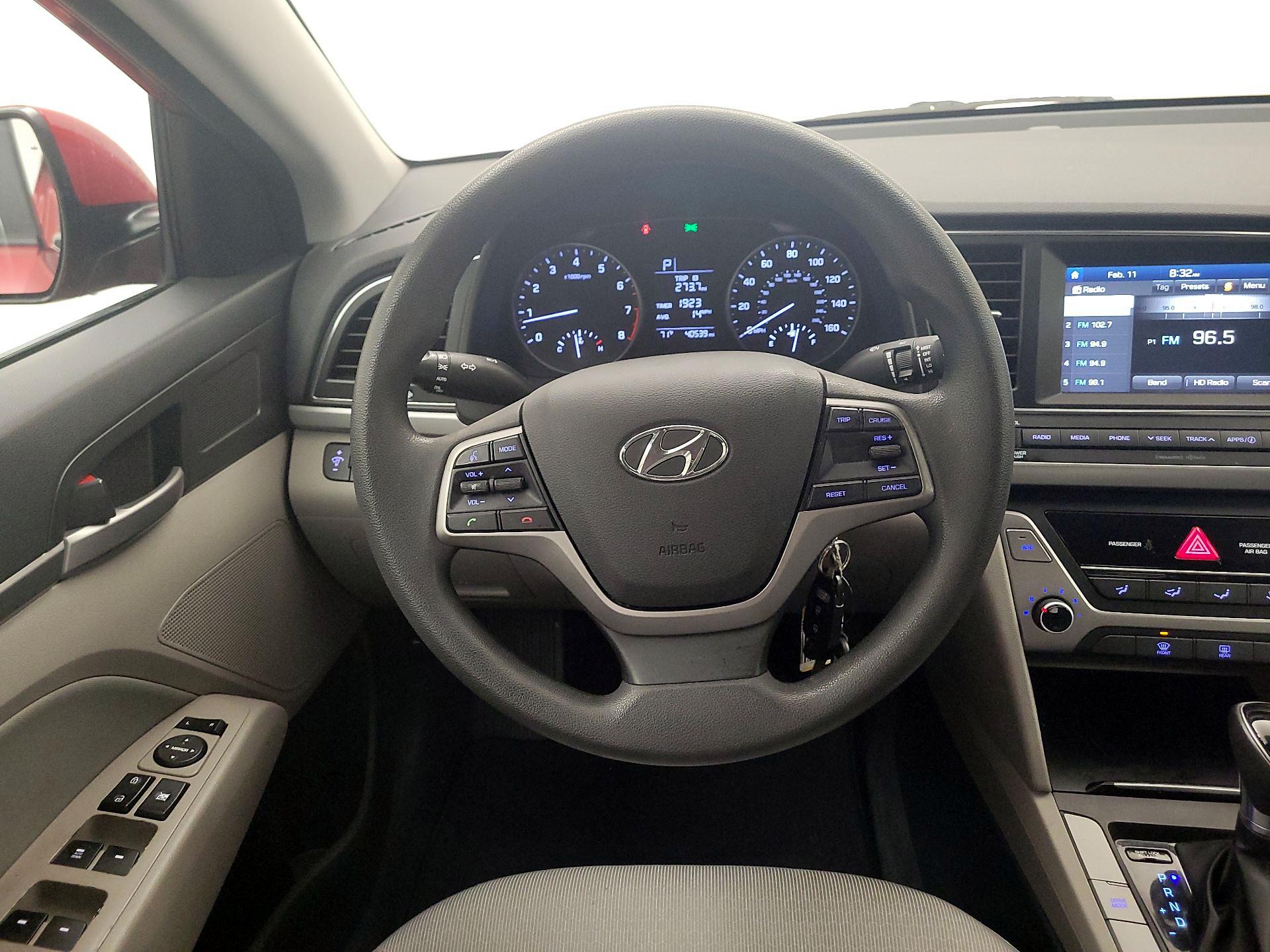 Thumbnail: 2017 Hyundai Elantra - 10