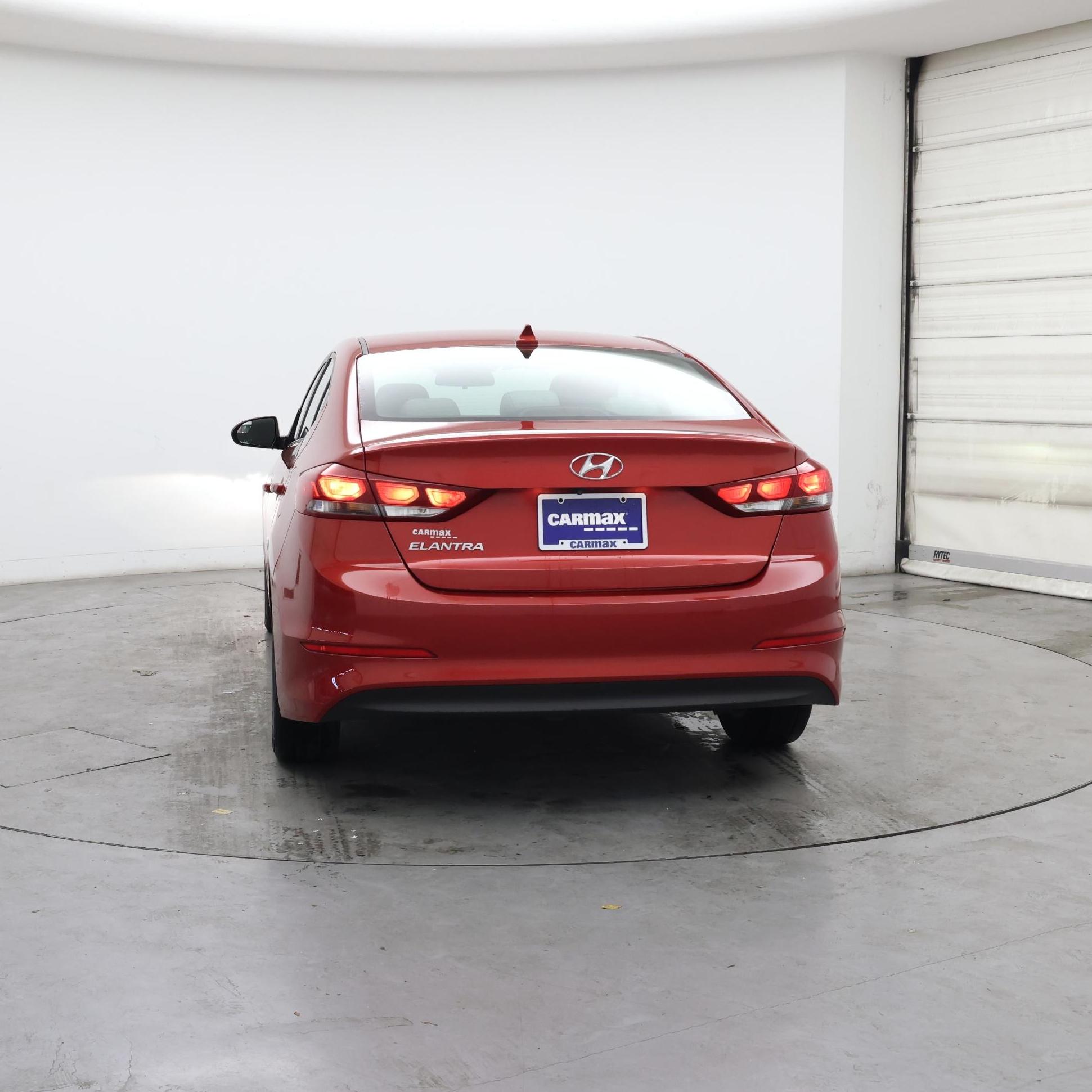 Thumbnail: 2017 Hyundai Elantra - 6