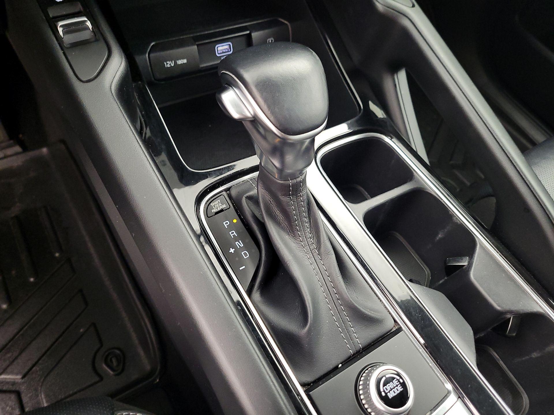 Thumbnail: 2021 Kia Telluride - 17