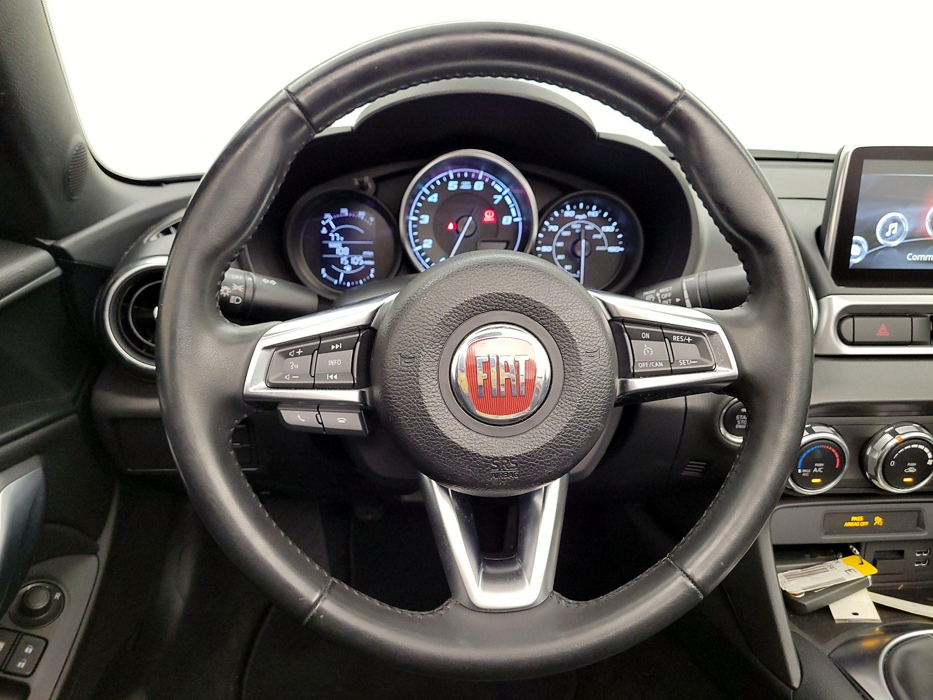 Thumbnail: 2018 Fiat 124 Spider - 10