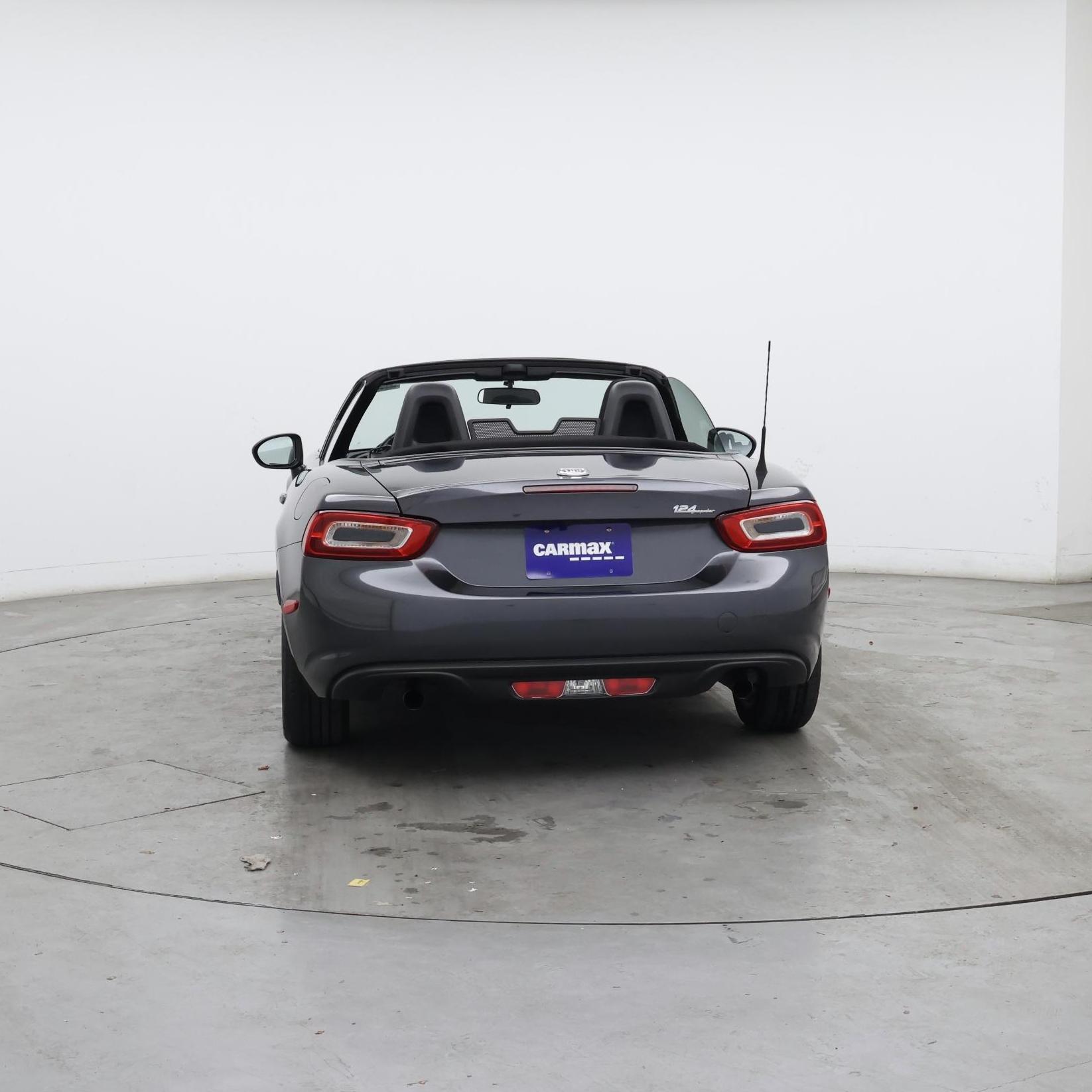 Thumbnail: 2018 Fiat 124 Spider - 6