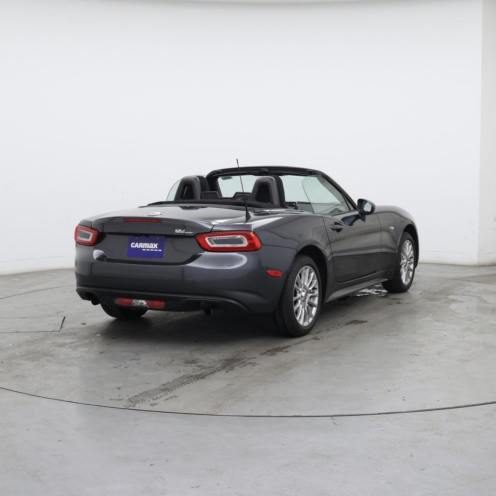 Thumbnail: 2018 Fiat 124 Spider - 8