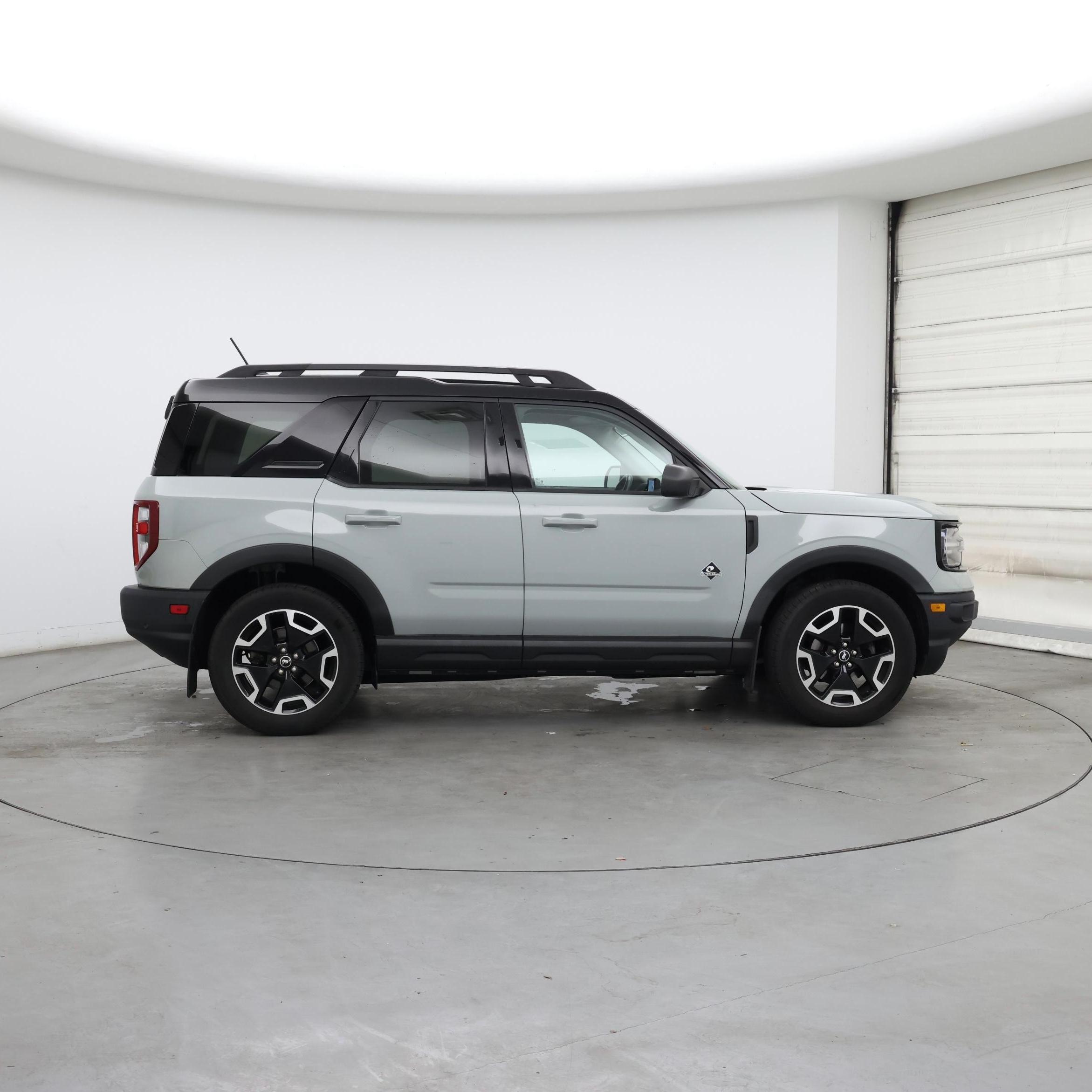 Thumbnail: 2022 Ford Bronco Sport - 7