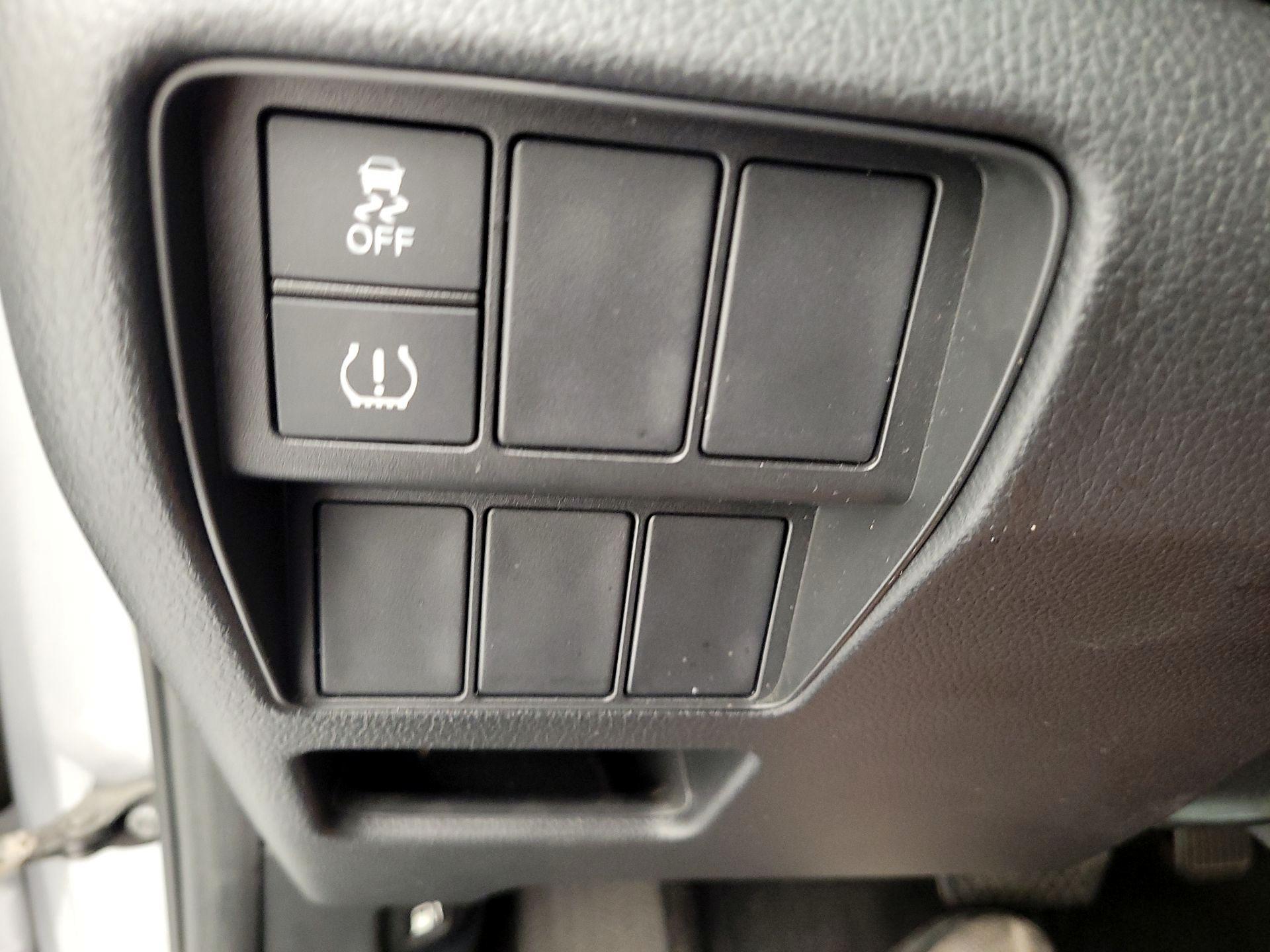 Thumbnail: 2017 Honda CR-V - 13