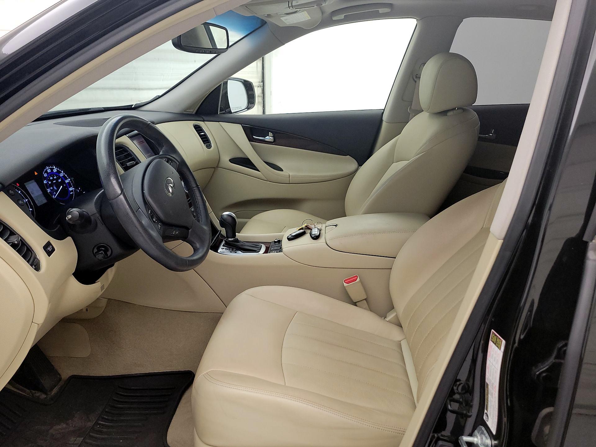 Thumbnail: 2017 INFINITI QX50 - 11