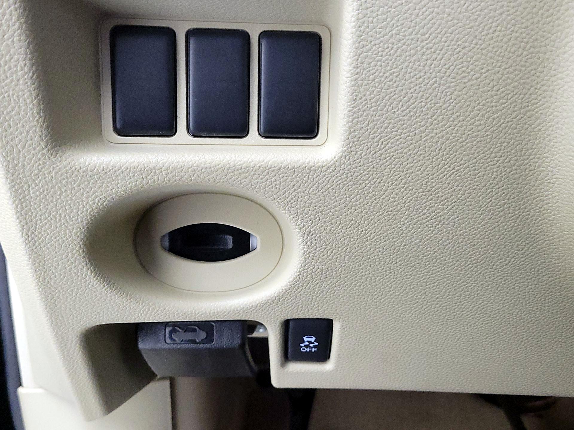 Thumbnail: 2017 INFINITI QX50 - 13